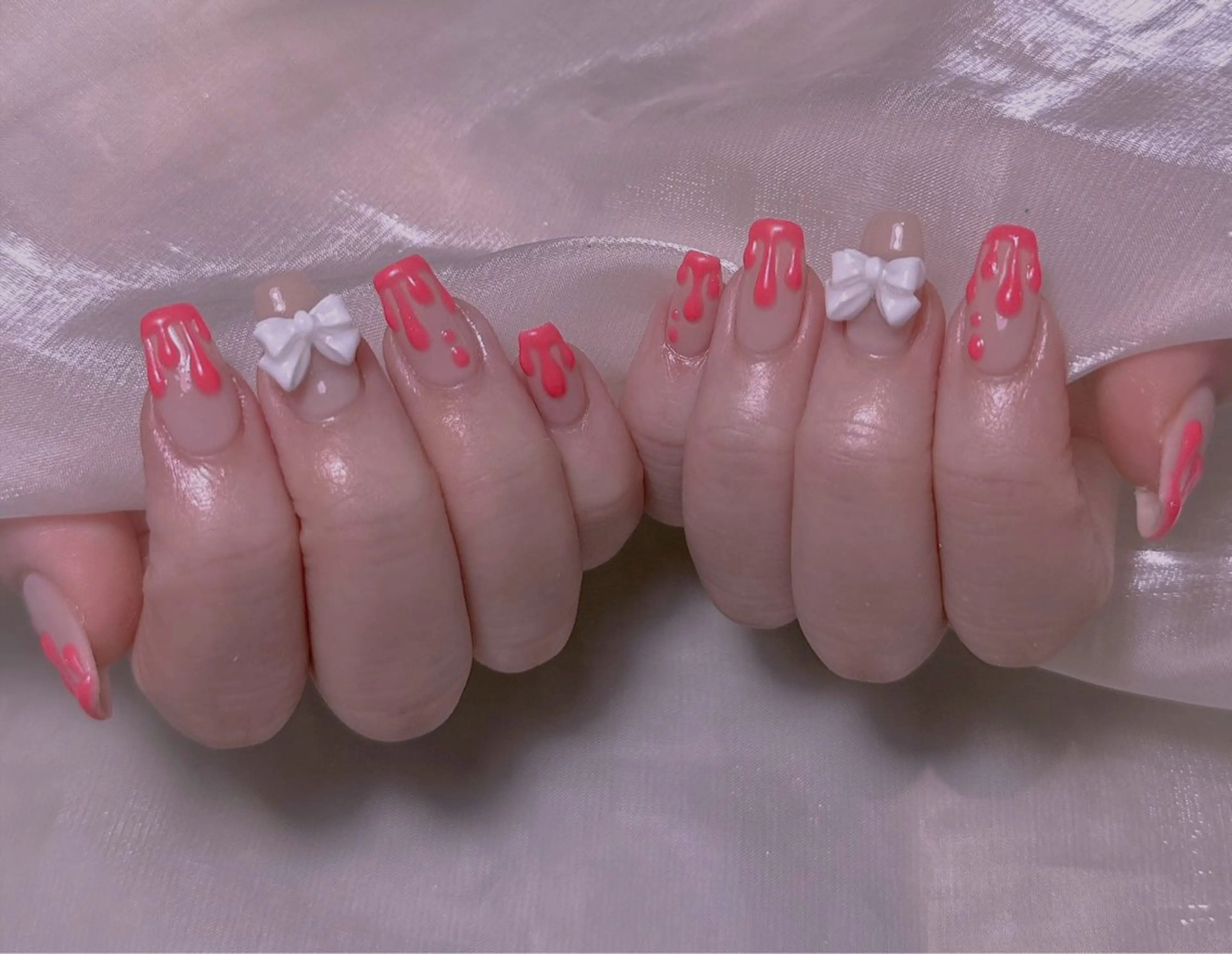 ネイル ミディアムネイル リボン 美爪パラジェル導入店 Sunnilyのネイルデザイン