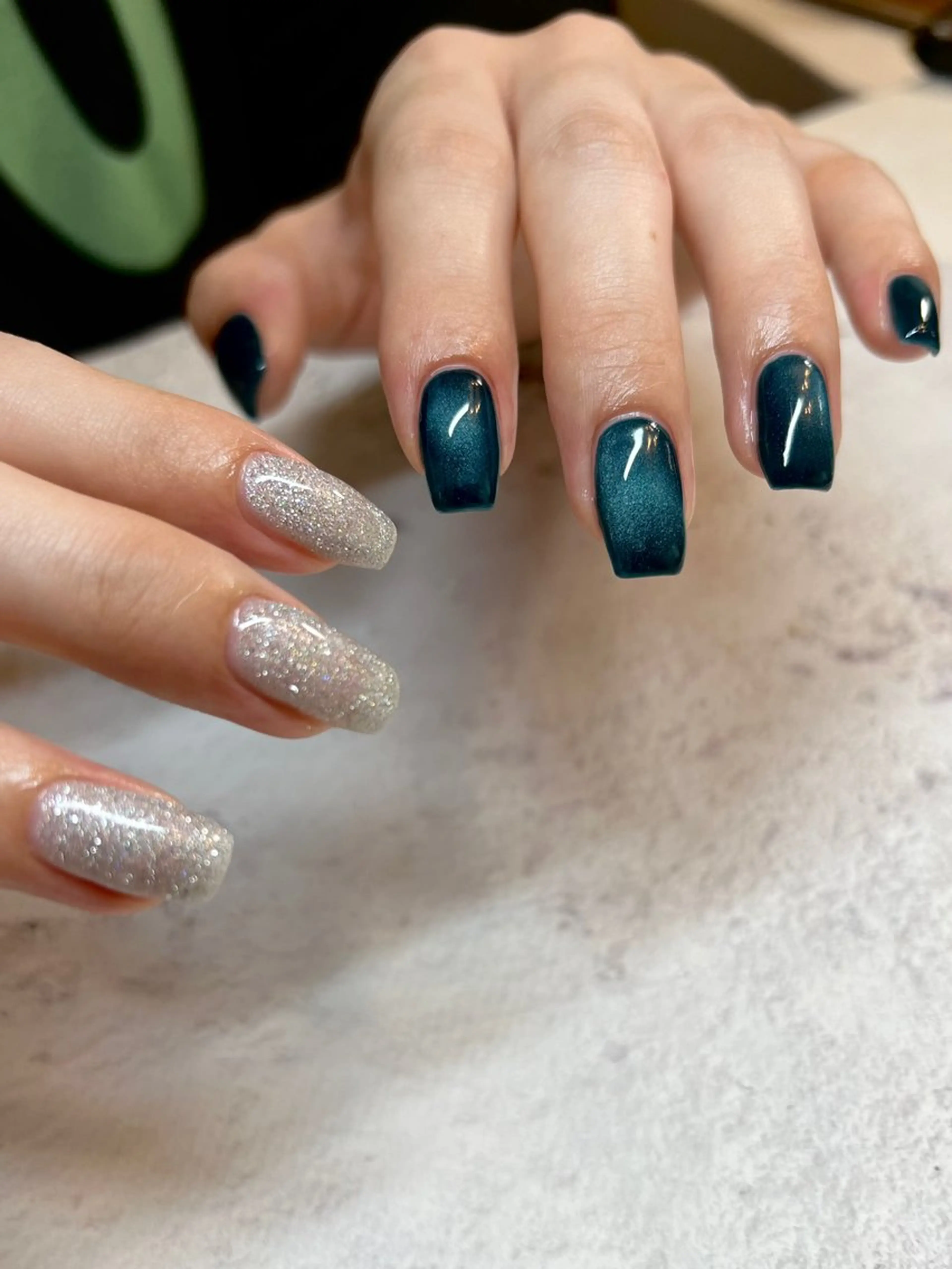 ネイル フラッシュネイル ラメ(グリッター) ワンカラーネイル シンプルネイル ホワイト ハンドネイル Nail Salon&School REPLENDA所属・REPLENDA/ azusa(石井梓)のネイルデザイン