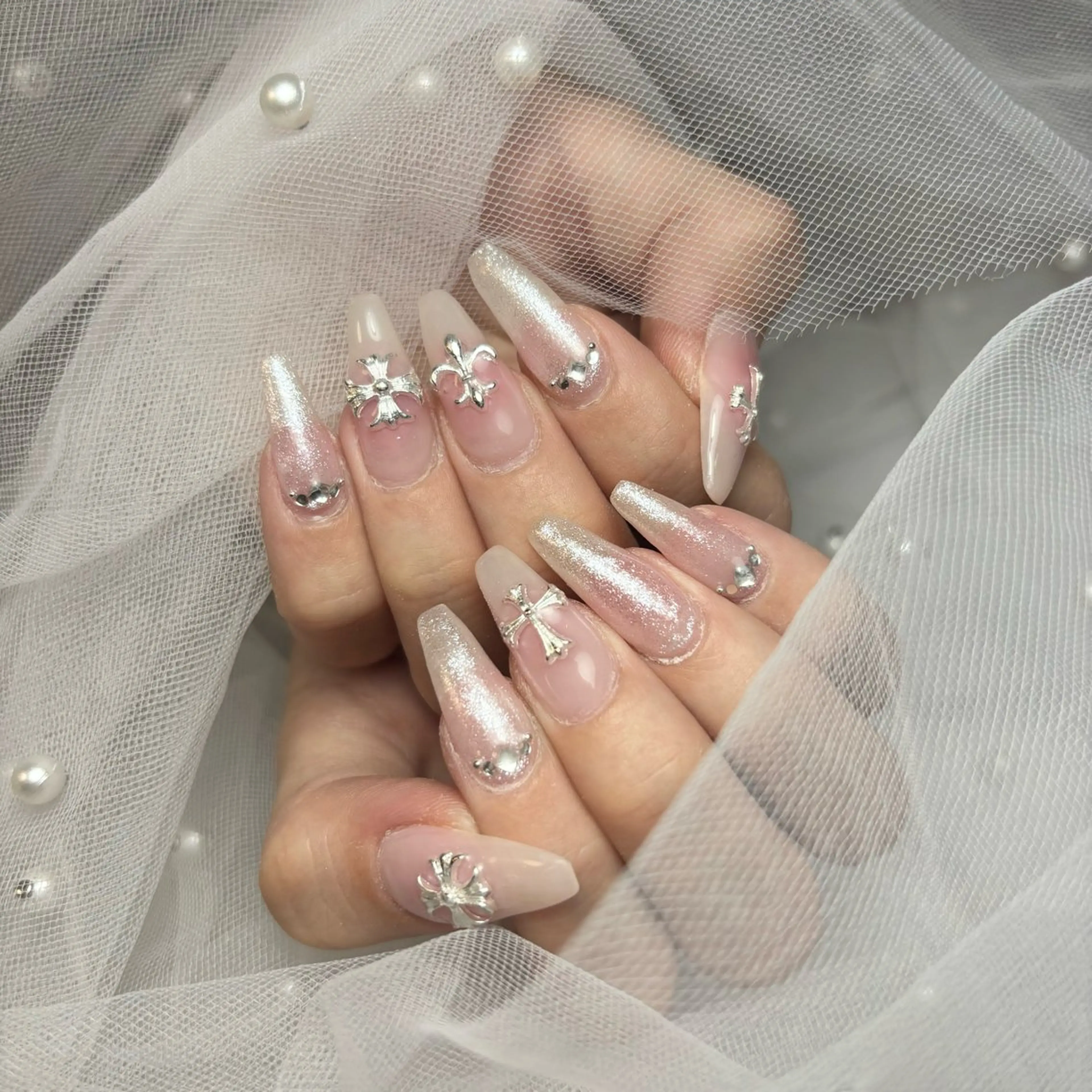 ネイル ハンドネイル ୨୧ mio୨୧のネイルデザイン