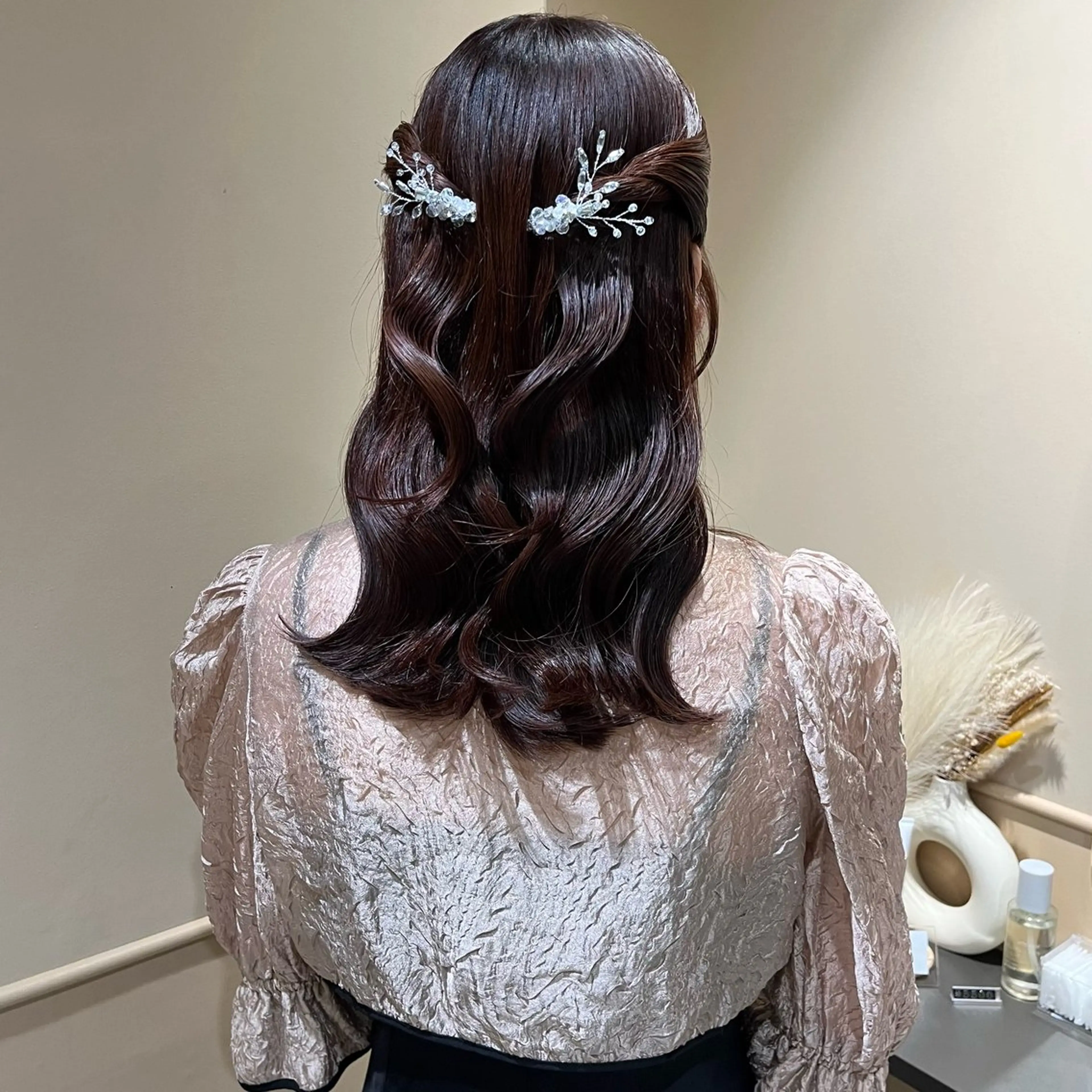 セミロング ヘアアレンジ ヘアセット 🫧tomoka 透明感カラー🫧のヘアスタイル