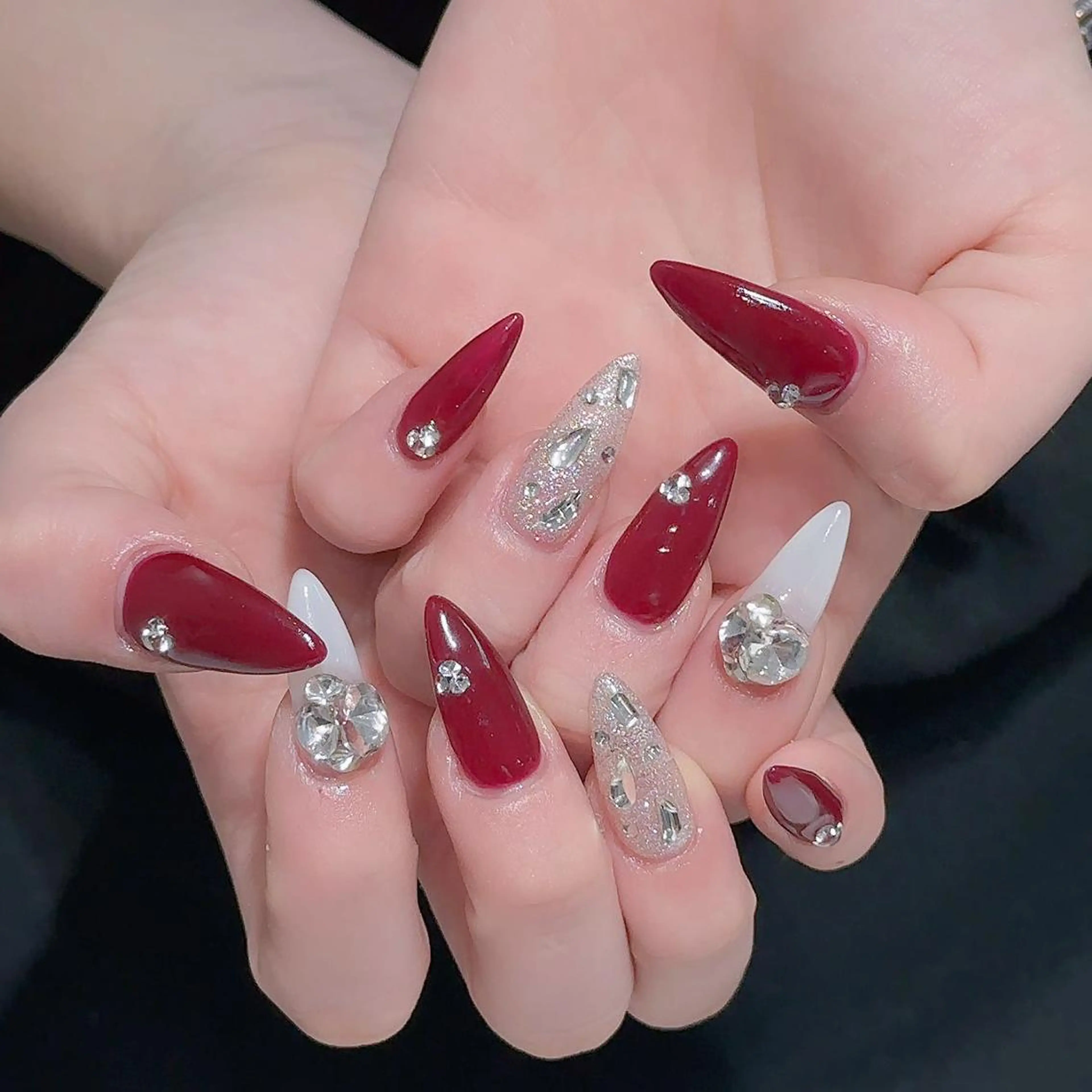 ネイル ハンドネイル Queens momoのネイルデザイン