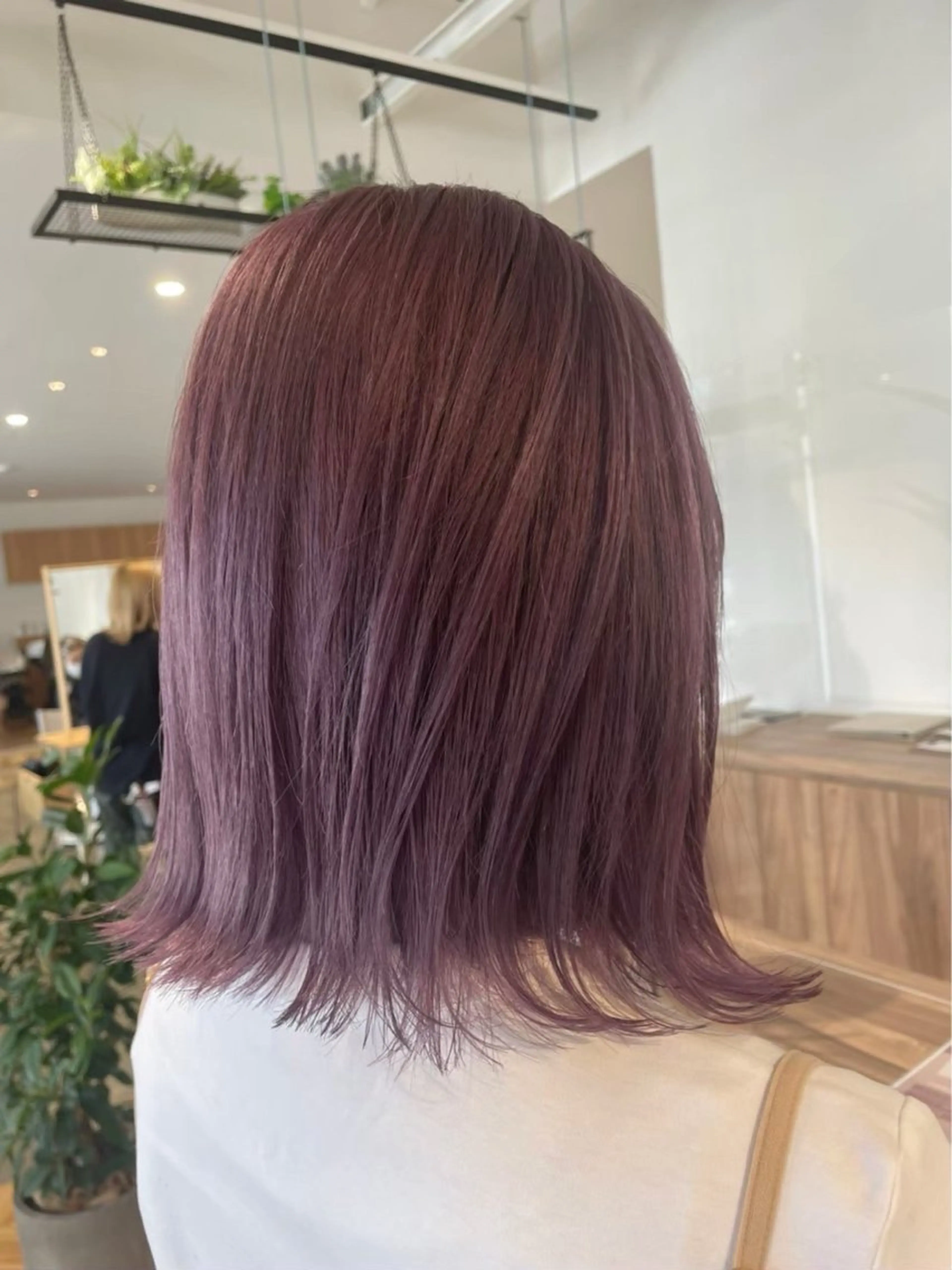 カラー 髙橋 美妃のヘアスタイル