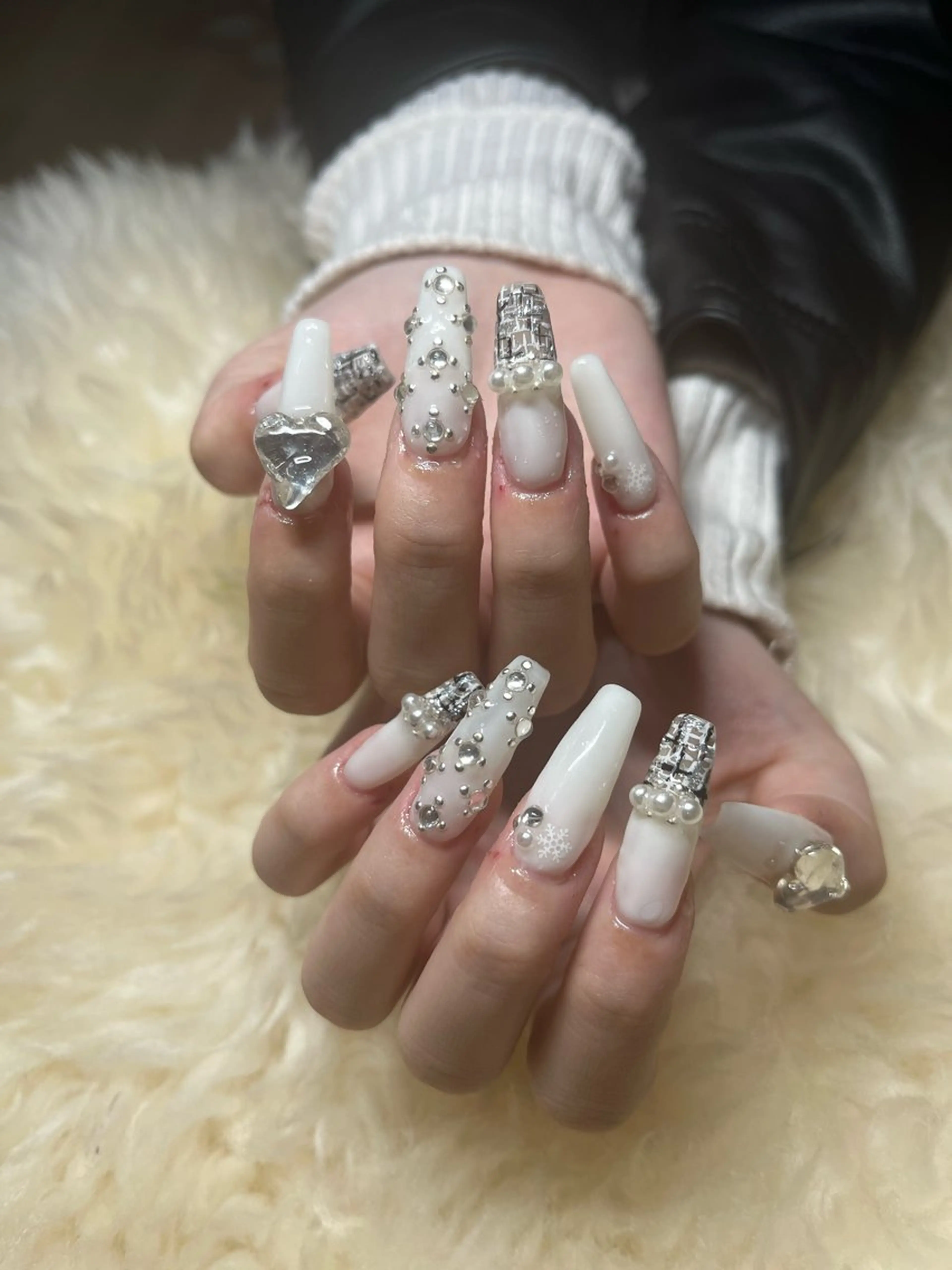 ネイル ハンドネイル MIYA  nail&   eyelash所属・MIYA NAIL シシのネイルデザイン