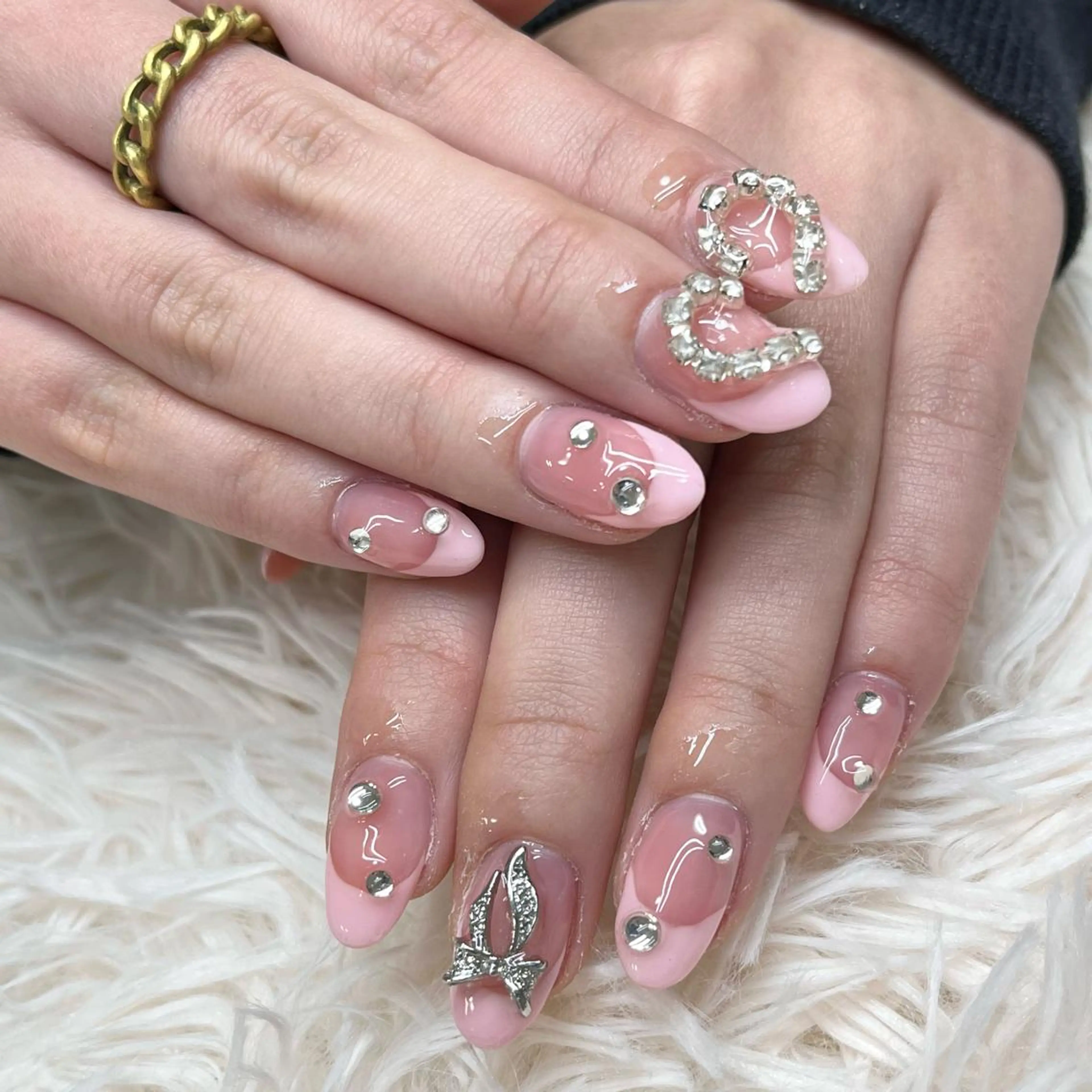 ネイル アートネイル クリアネイル フレンチネイル ジェルネイル ガラスフレンチ ハンドネイル 🐕‍🦺Yappy 💗A-tanのネイルデザイン