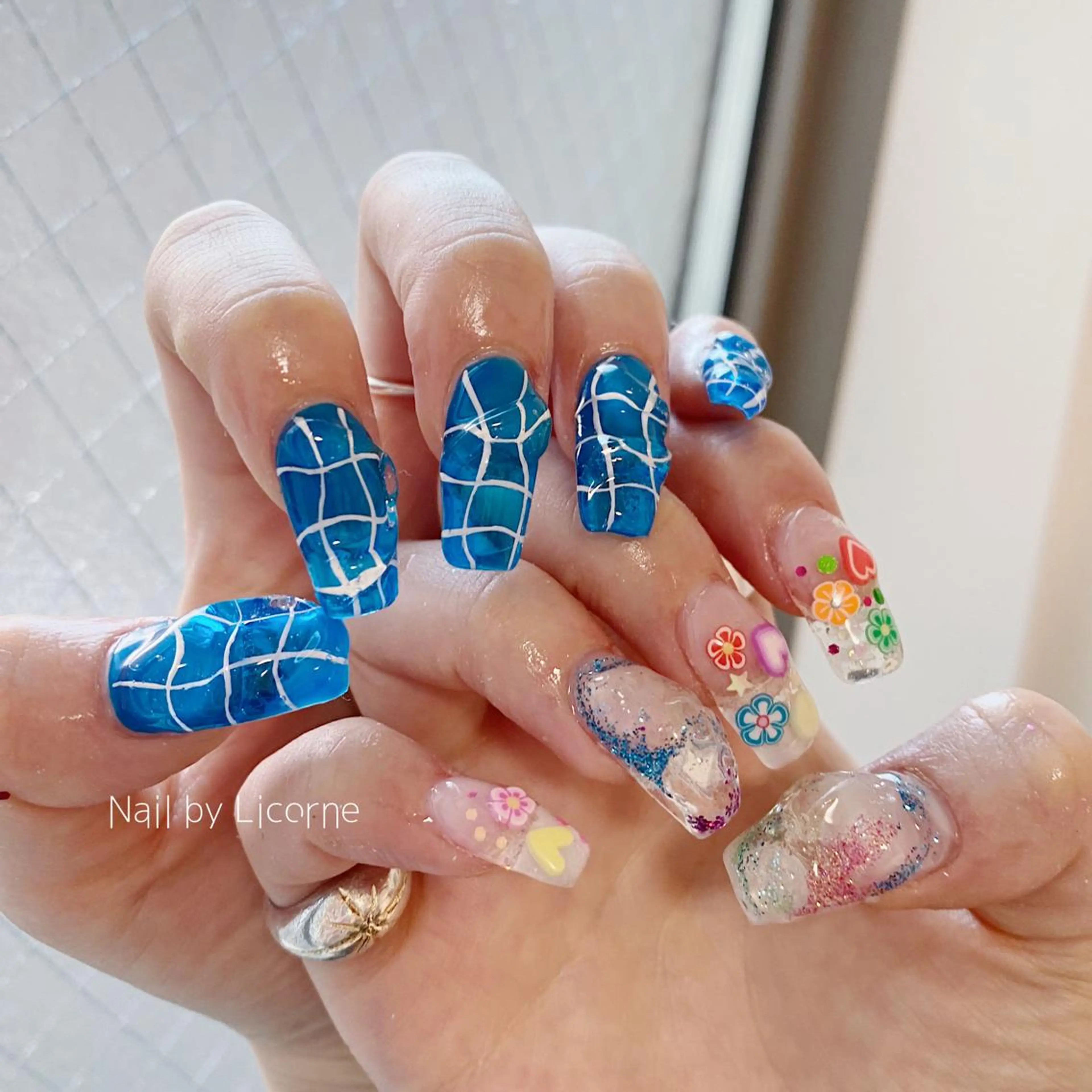 ネイル アートネイル オーロラネイル フレンチネイル 氷ネイル・うるうるネイル マグネットネイル Nail by Licorneのネイルデザイン