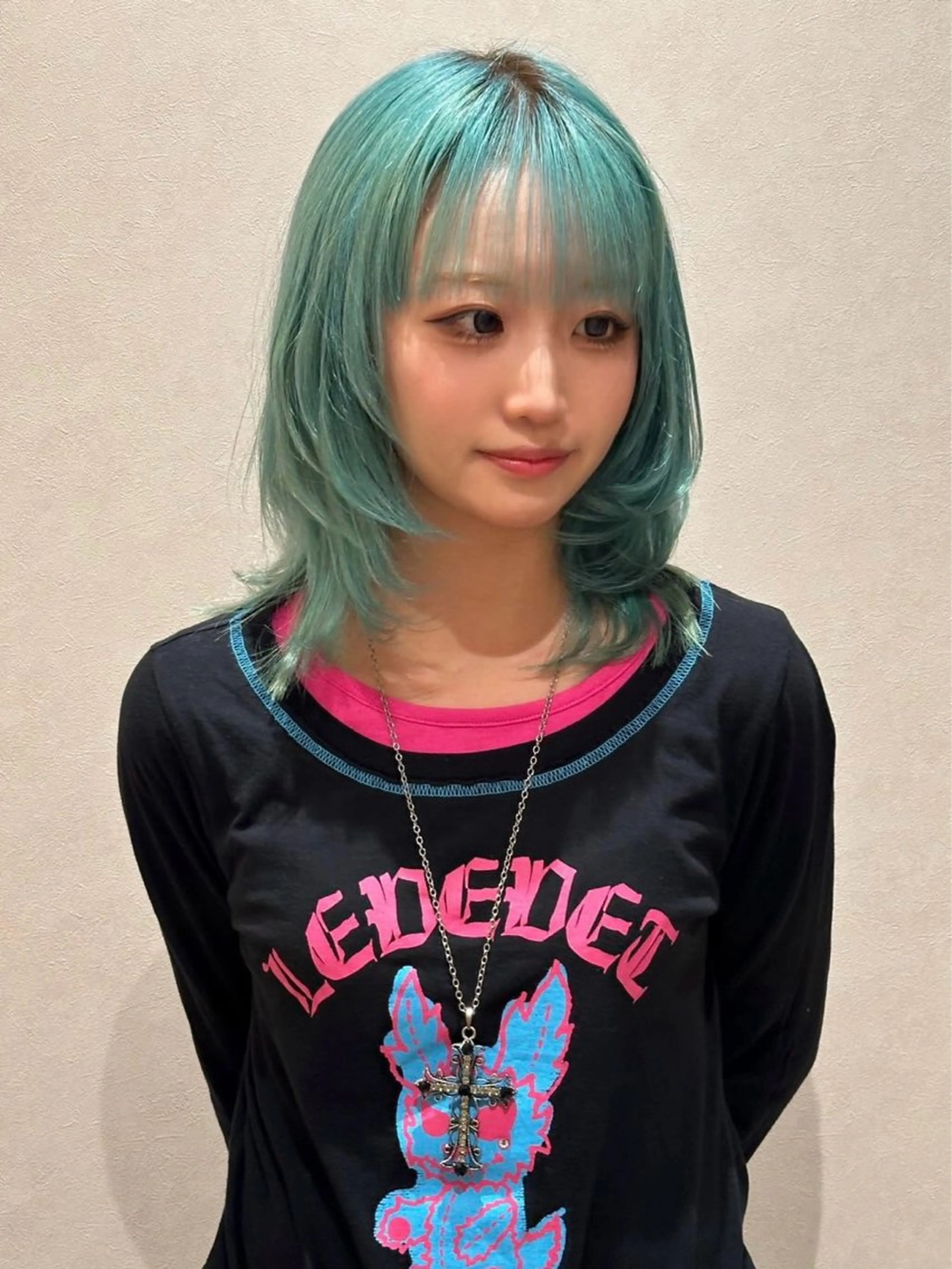 セミロング ボブ くびれヘア 顔まわりレイヤー 髪質改善 くびれレイヤー カット ヘアカラー ユウ✩.*˚/メンズ ハイトーン/カラーのヘアスタイル