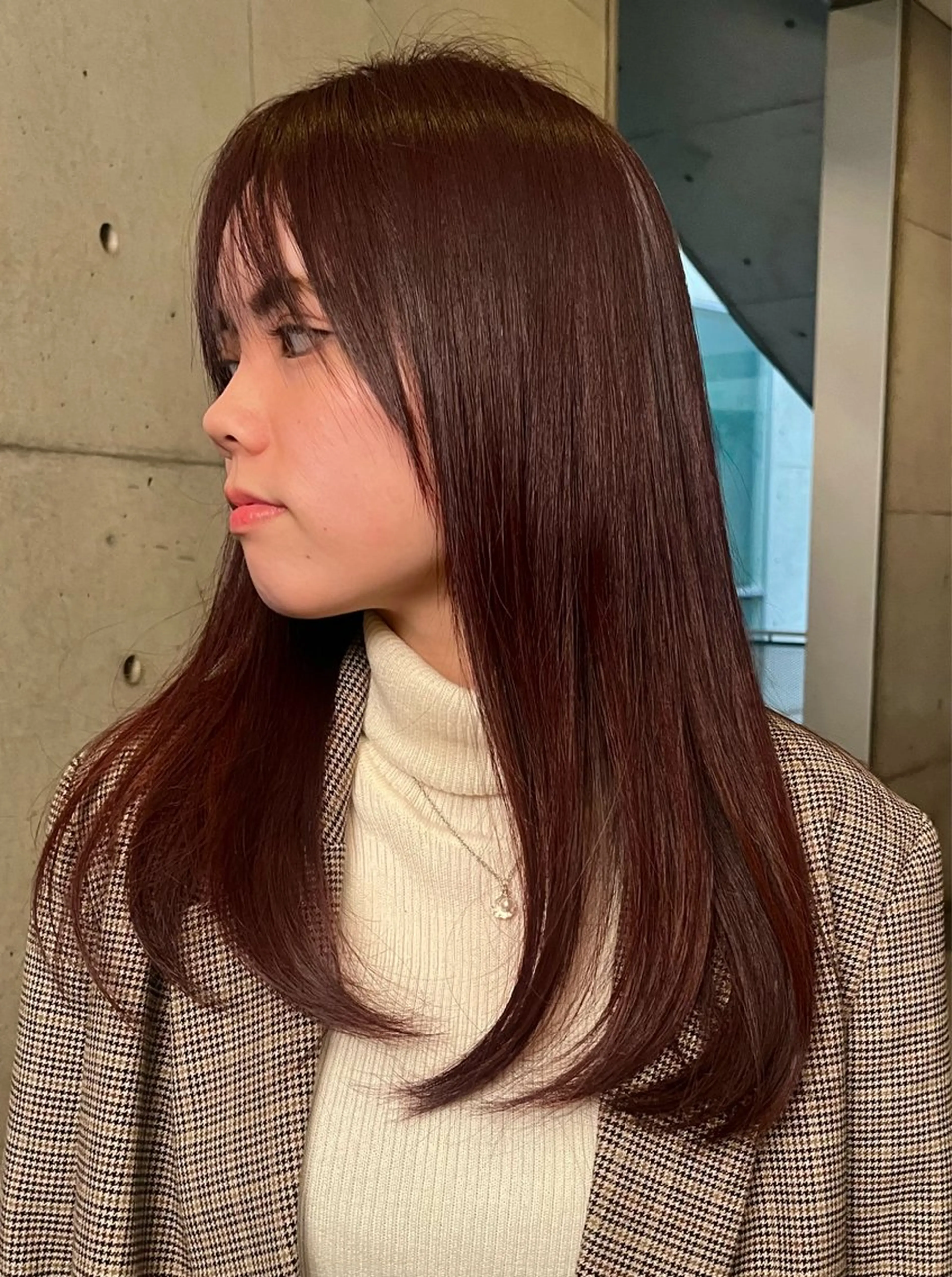 カラー ANTI HAKUのヘアスタイル