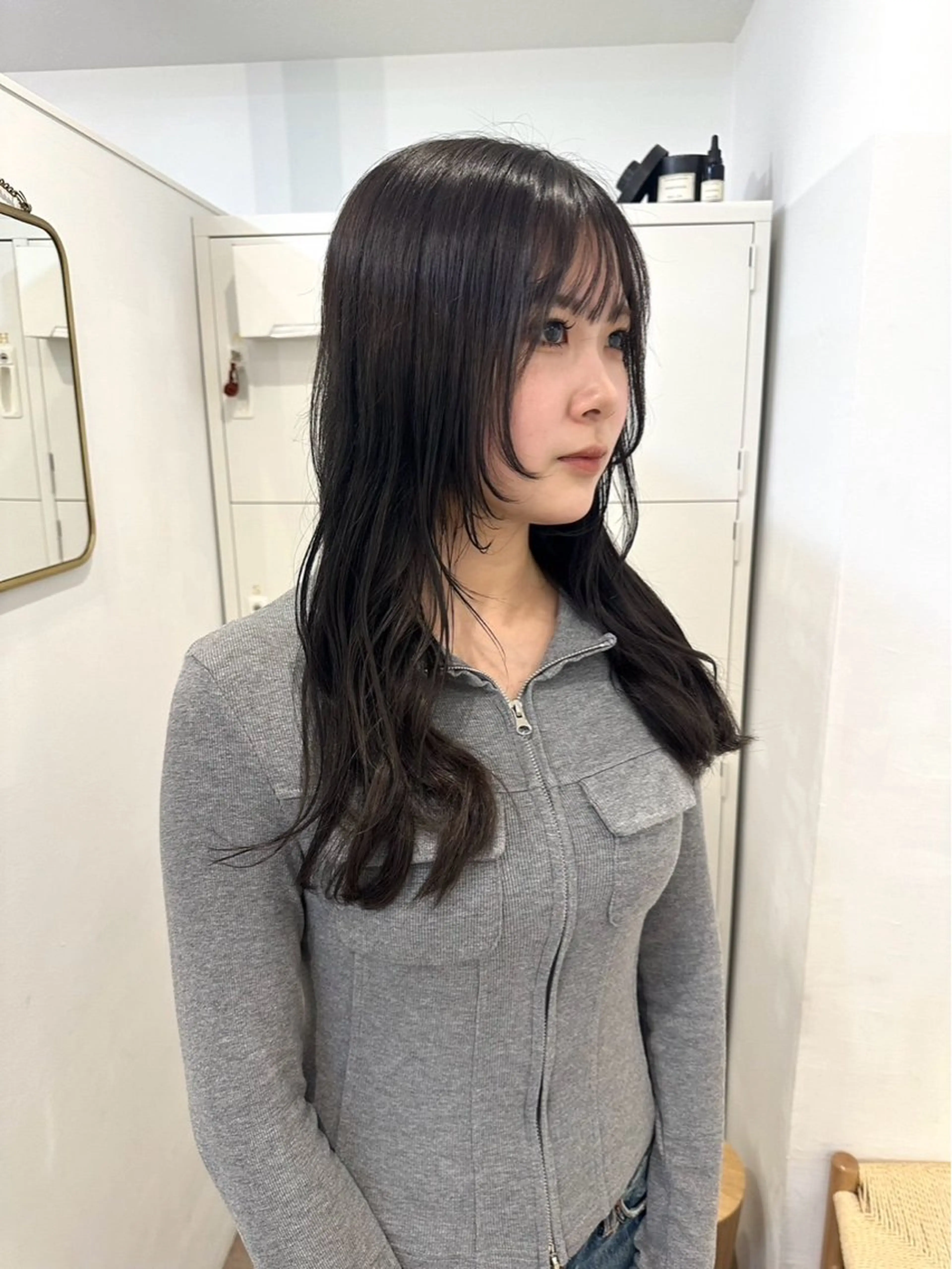 ロング 顔まわりレイヤー 顔周りカット レイヤーカット オリーブ/ ナカミネアキナのヘアスタイル