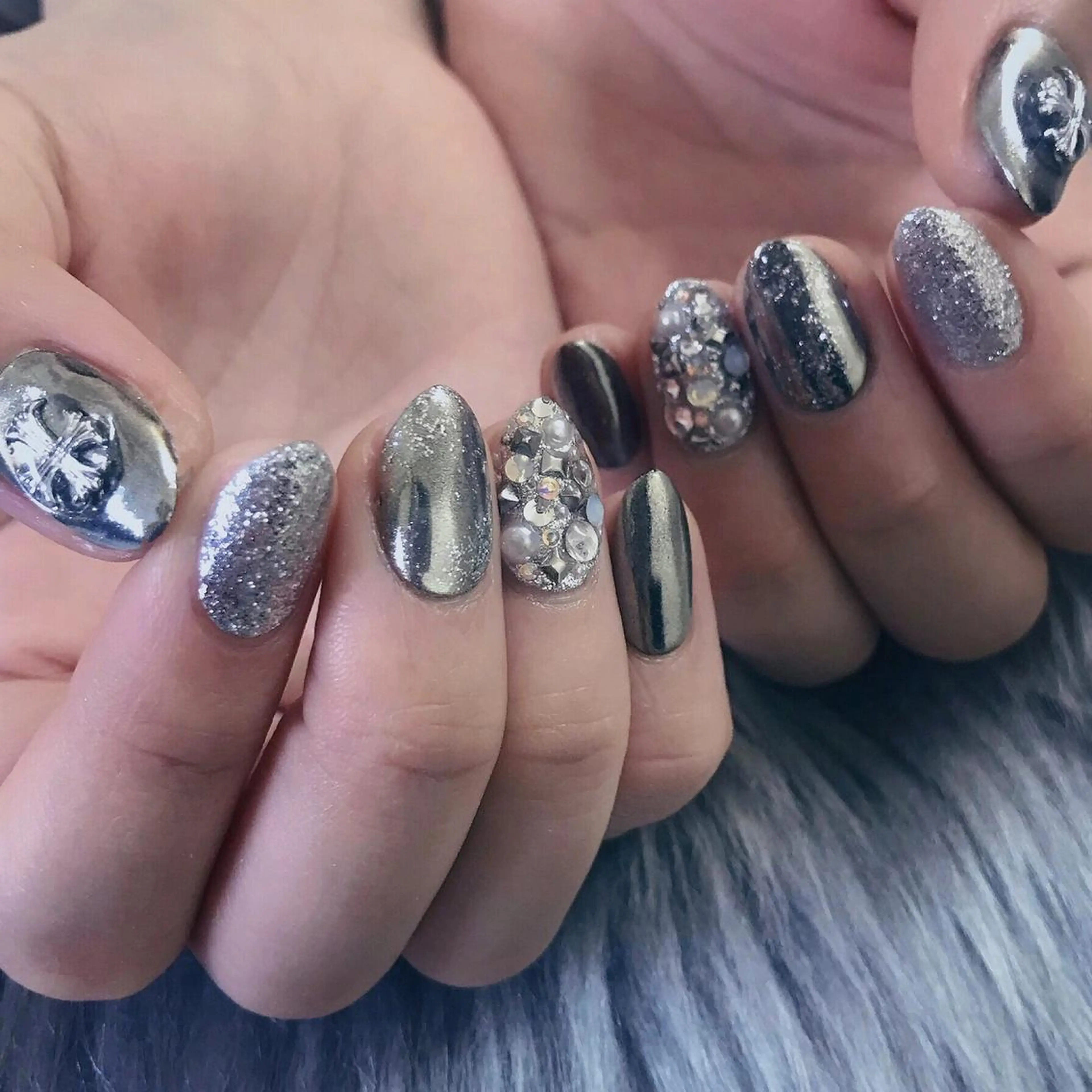 ネイル NOIROUGE所属・NOI ROUGEのネイルデザイン