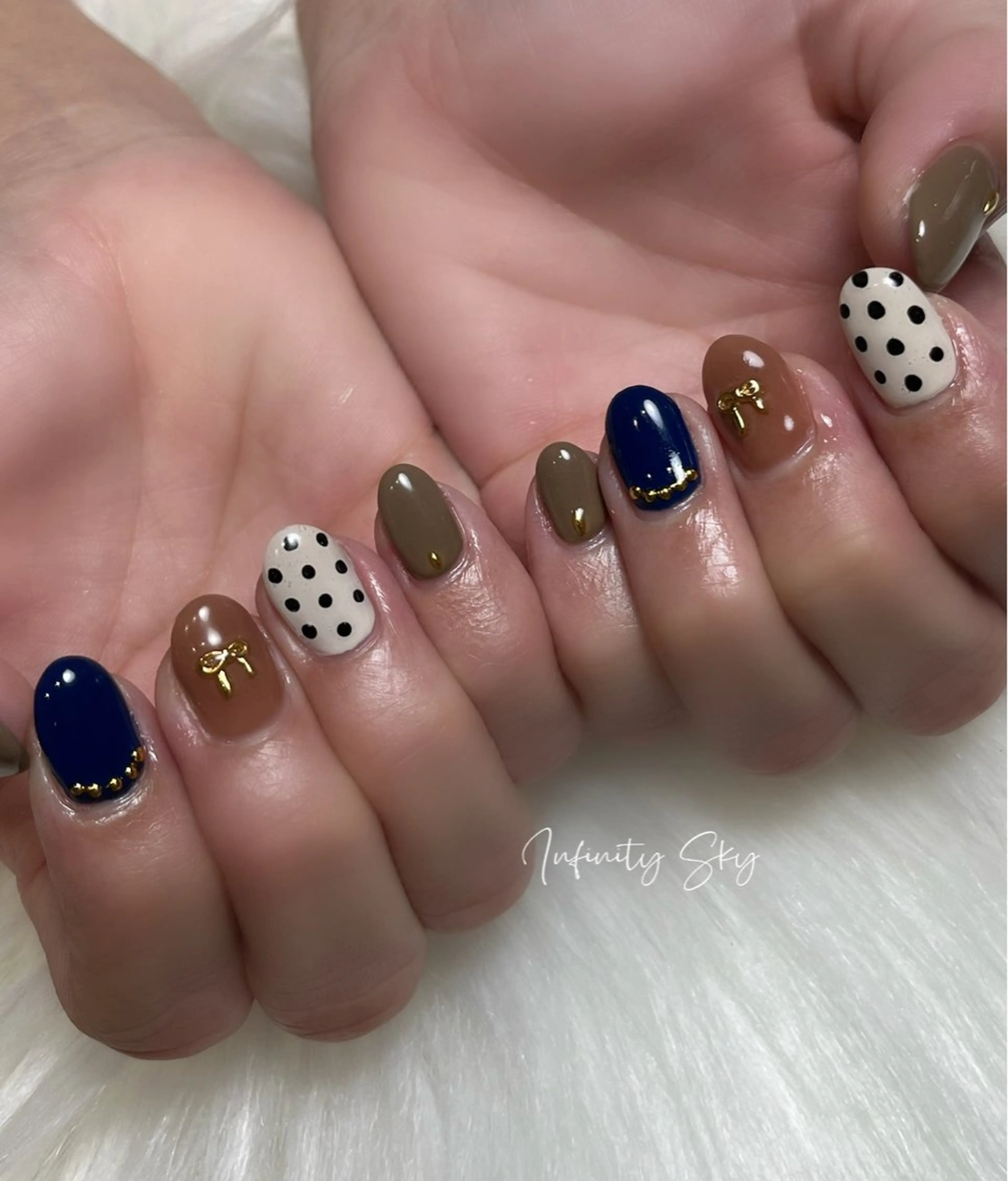 ネイル ドット infinity skyのネイルデザイン