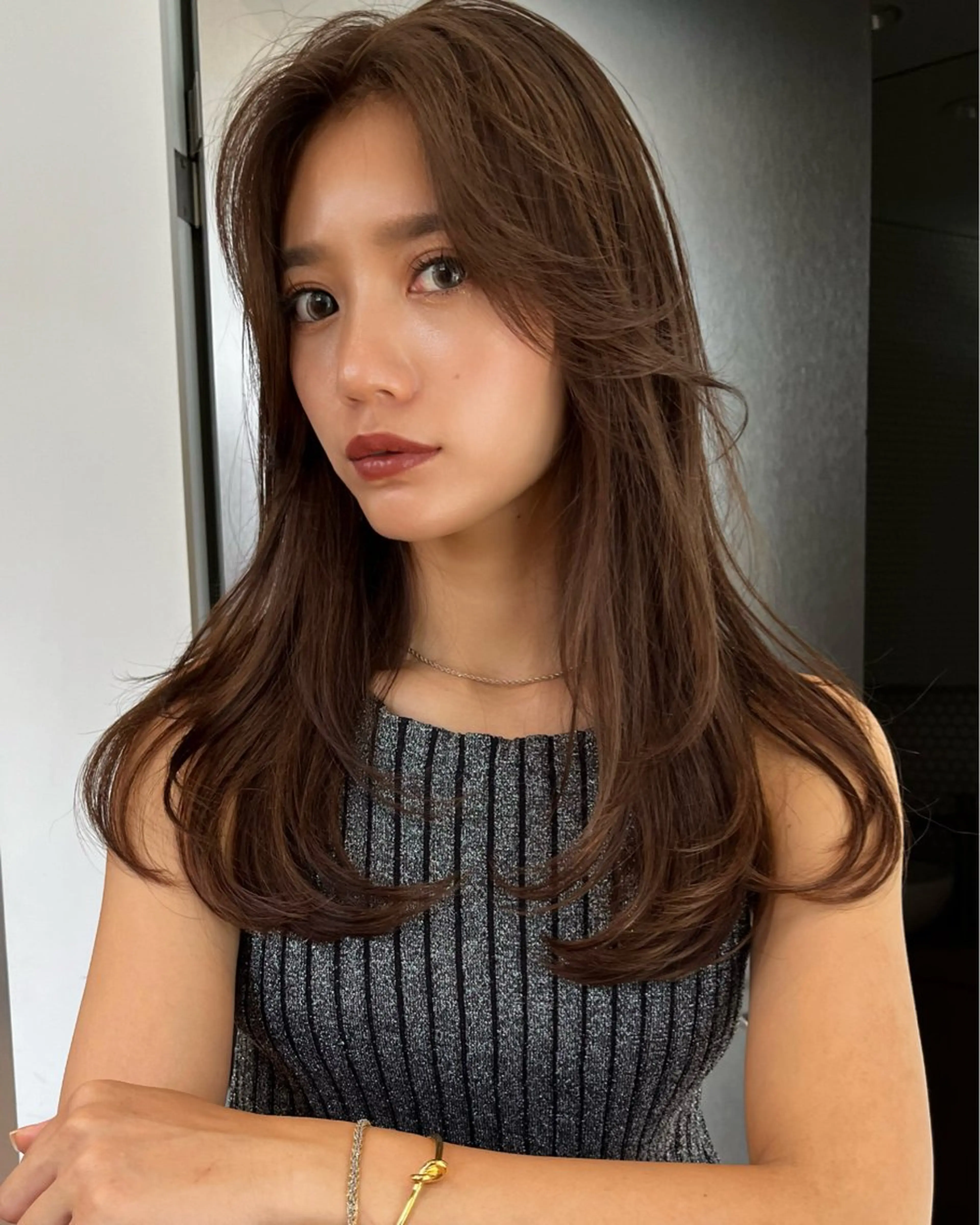 ロング ハイライト ヘアカラー YOLO 渋谷 RIONAのヘアスタイル