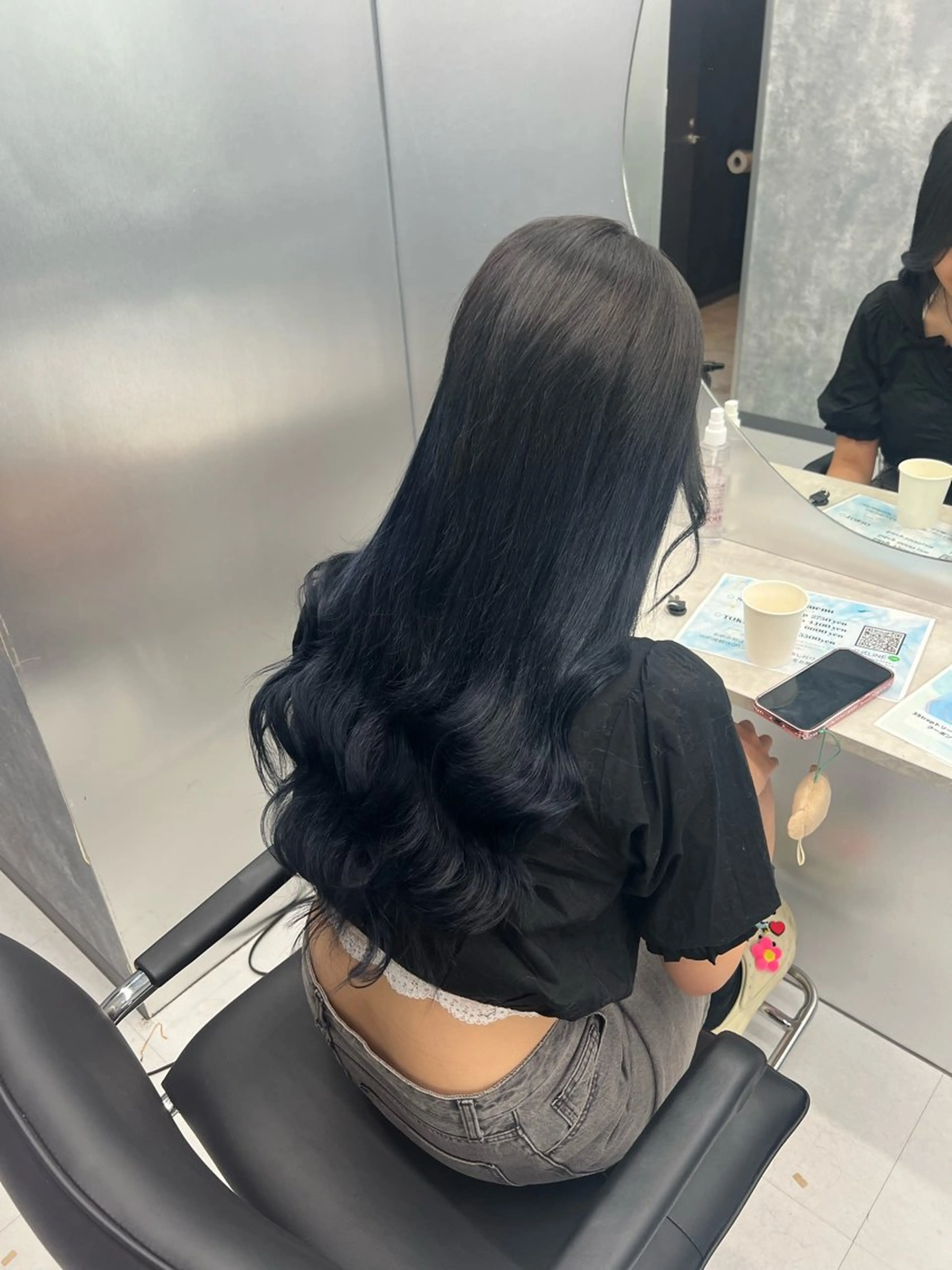 ロング カラー ヘアアレンジ カット ヘアカラー トリートメント エクステ ヘアセット 👑高評価多数エク ステ×ハイトーン唯澄のヘアスタイル