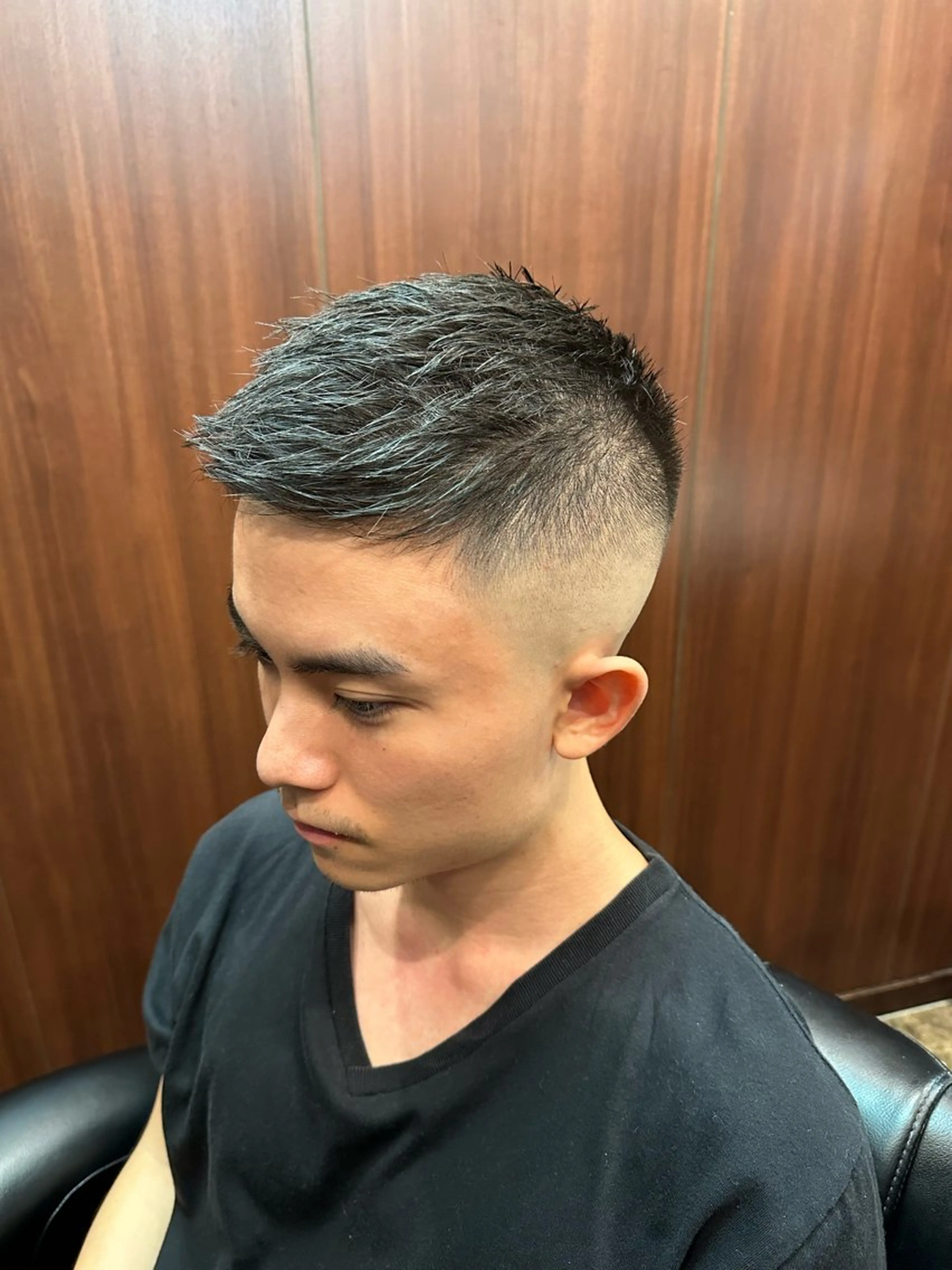 ショート メンズ フェードカット 栗原 周太郎のヘアスタイル