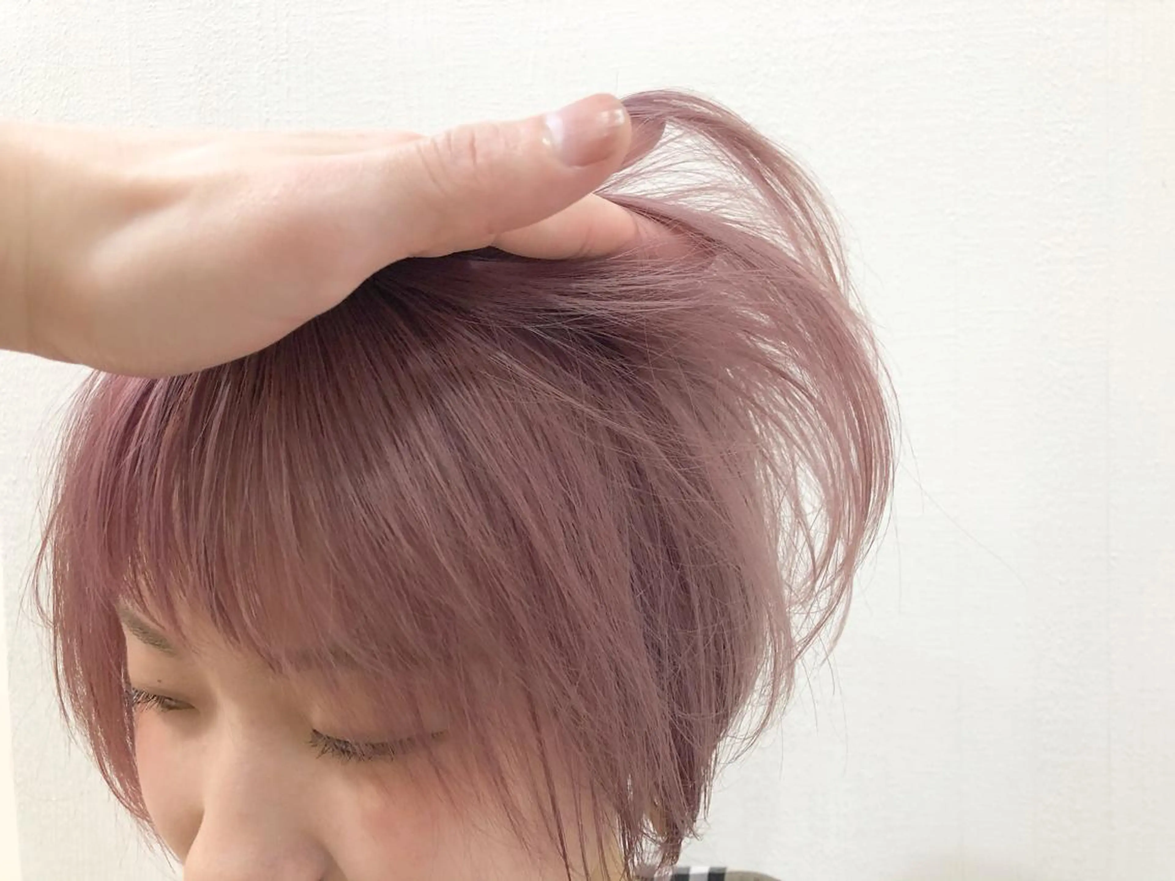 ミディアム カラー RoL by apollo所属・横浜ブリーチムラ直し 特化美容師/海崎剛史のヘアスタイル