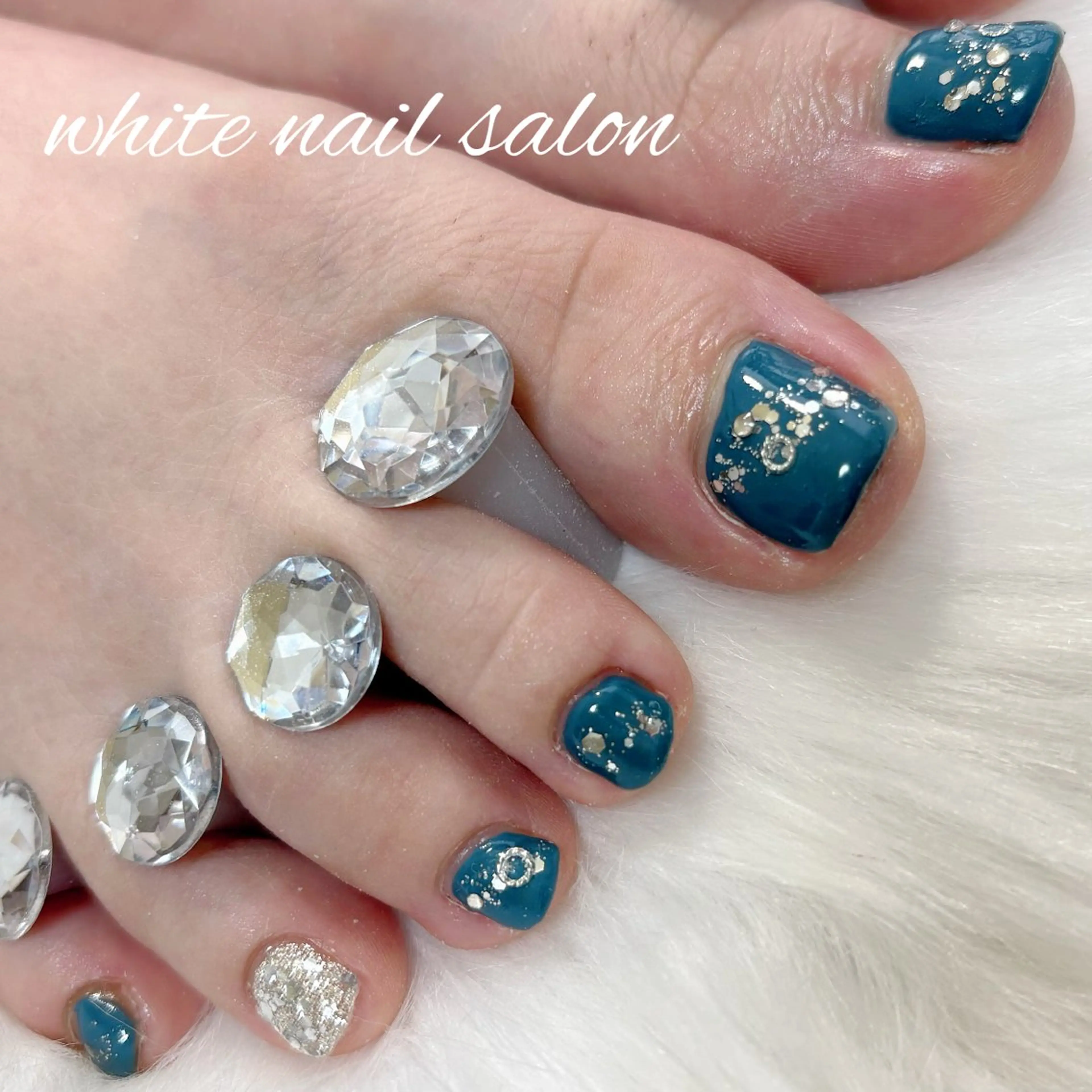 ネイル フットネイル フットネイル white nail salonのネイルデザイン