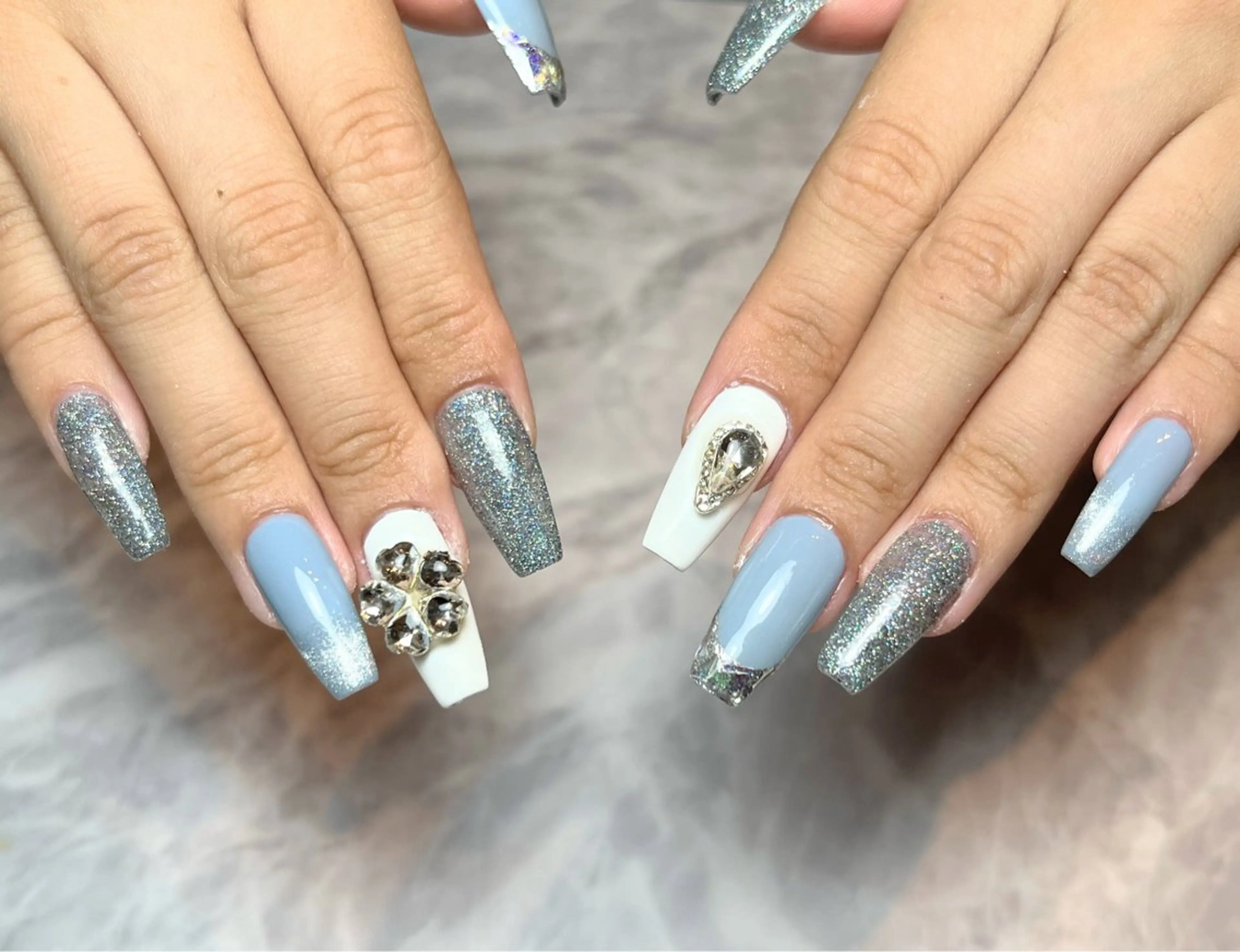 ネイル 7nail所属・なんば7nail YUZUHAのネイルデザイン
