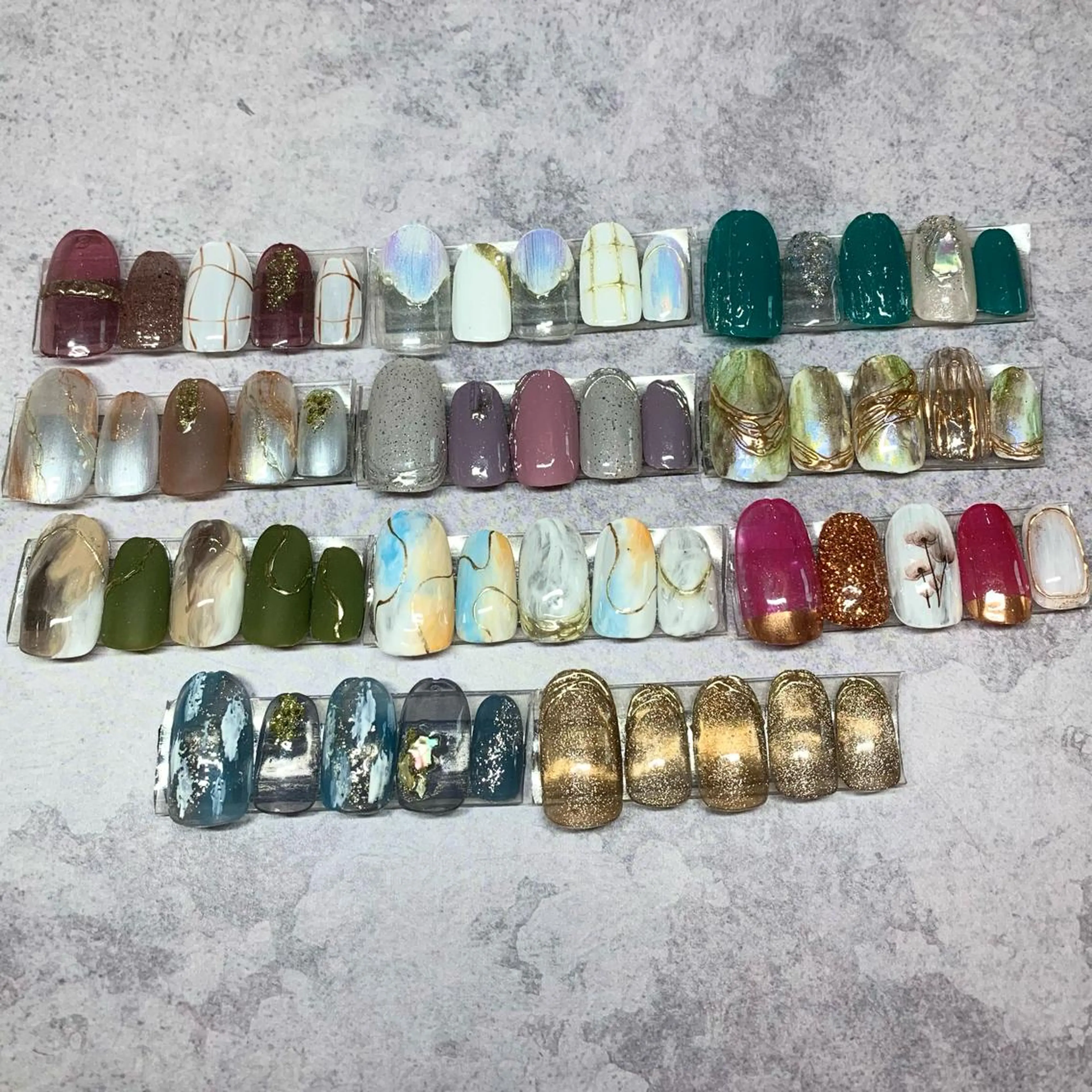 ネイル ウシク ミユキのネイルデザイン