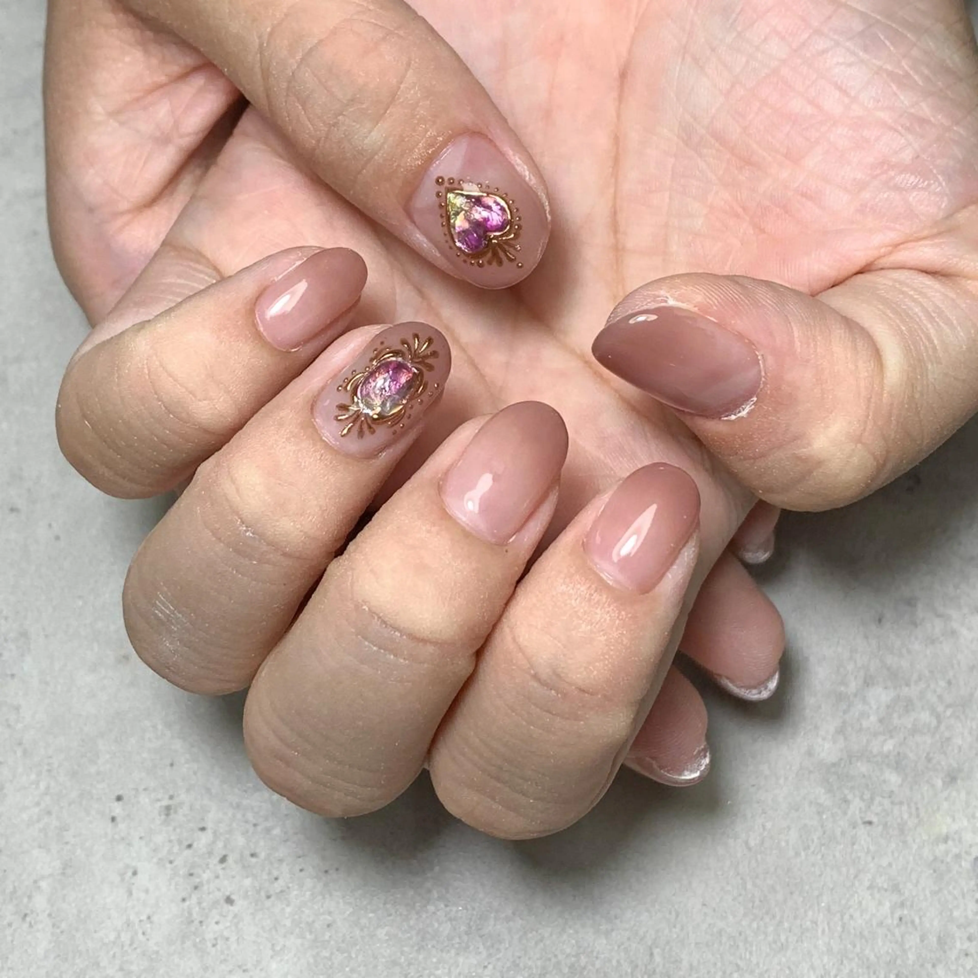 ネイル atelier FIORITURA所属・FIORITURA aiのネイルデザイン