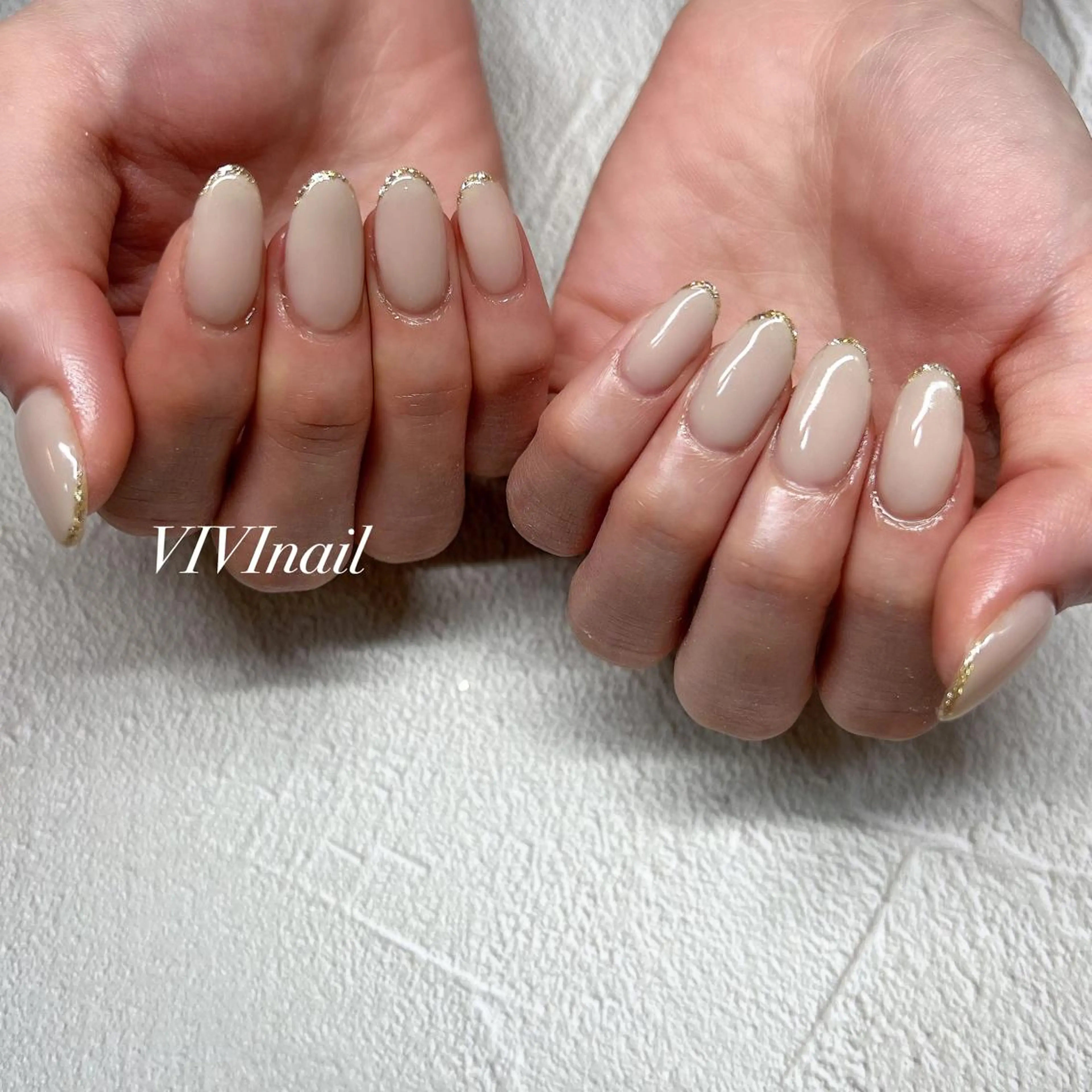 ネイル フレンチネイル ゴールド ラメ(グリッター) シンプルネイル ハンドネイル vivi nailのネイルデザイン