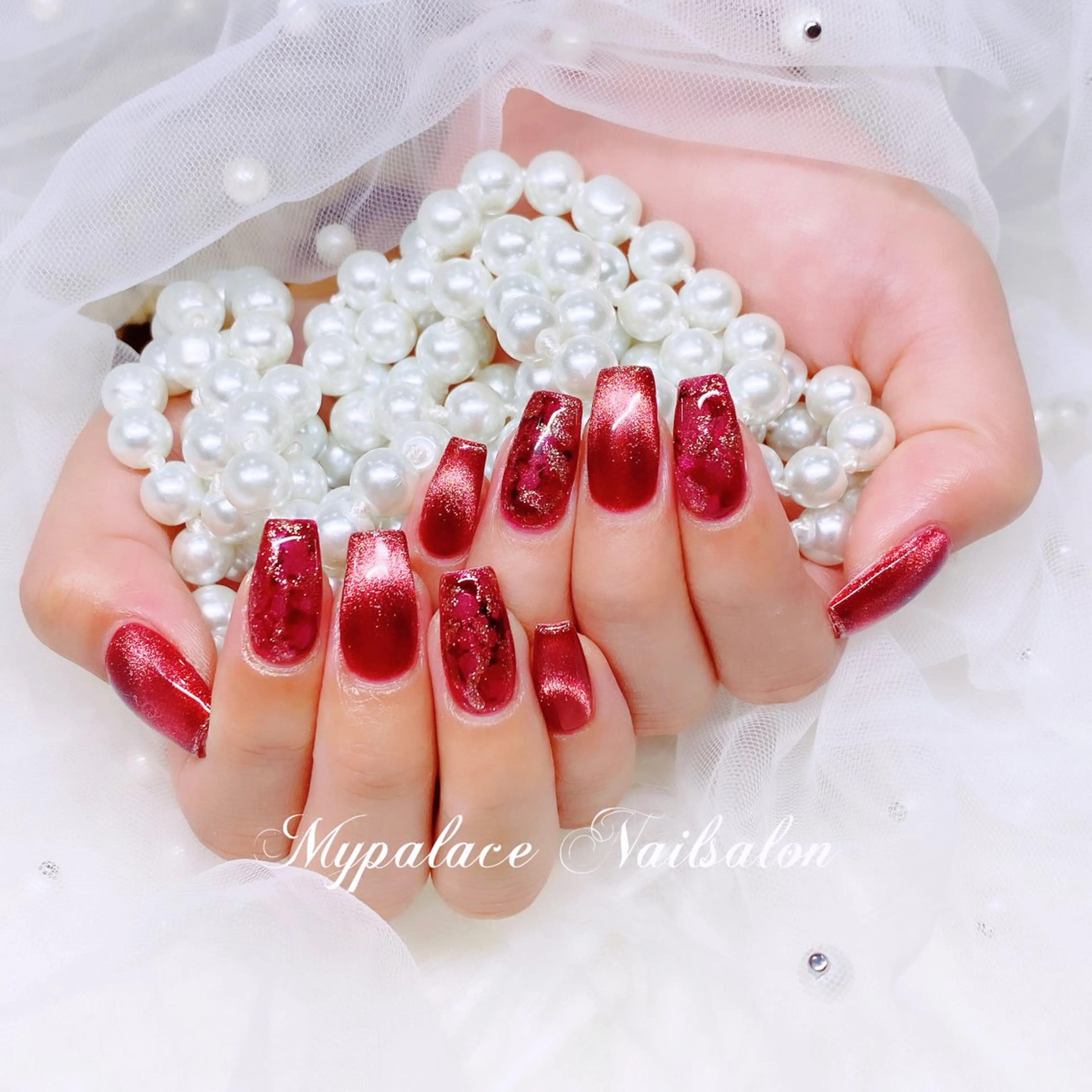 マグネットフレンチ#キラキラ赤系ネイル#ニュアンスアート｜Yuis