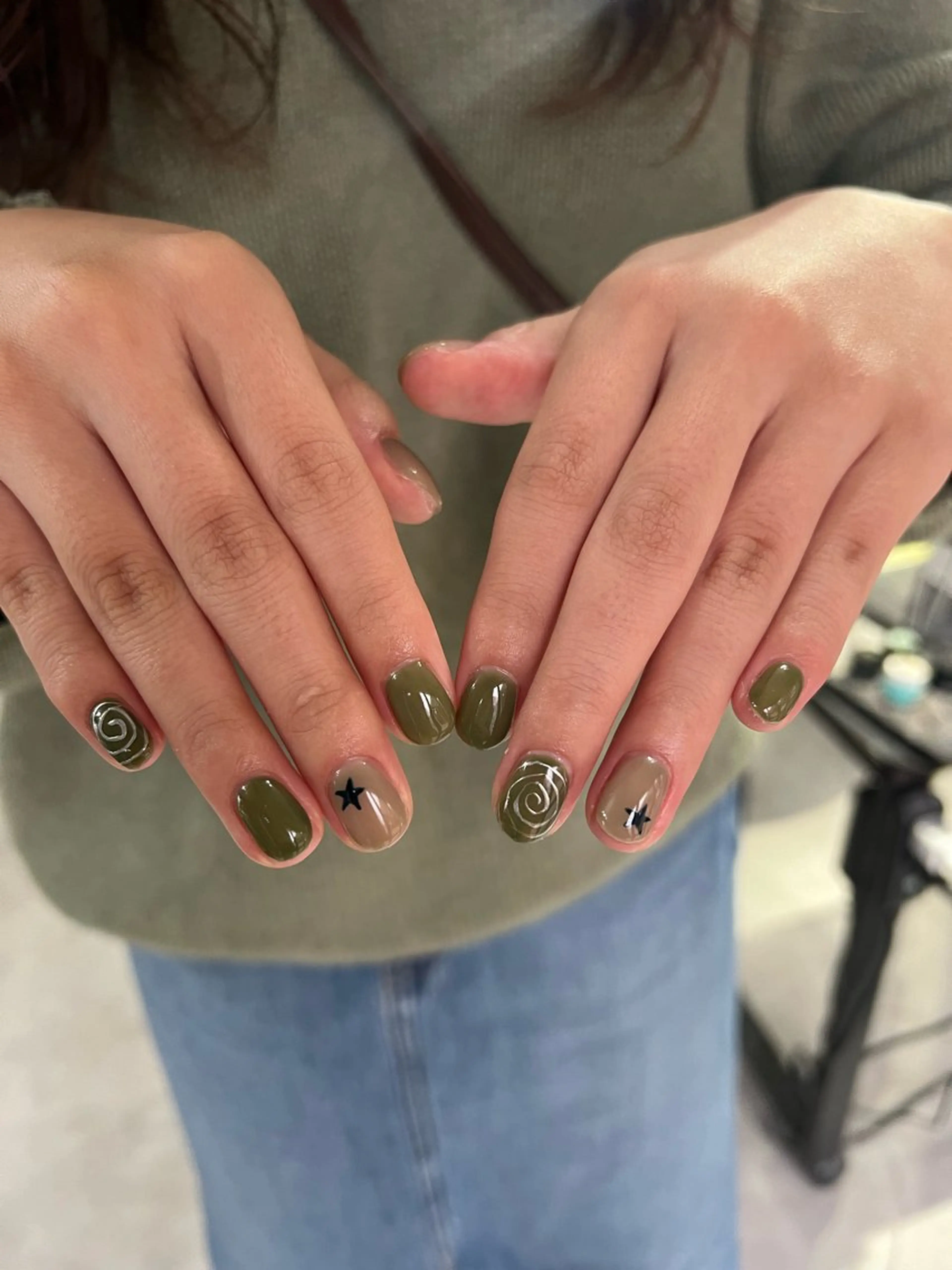 ネイル ハンドネイル Hata nail 🎀個性派ニュアンスのネイルデザイン