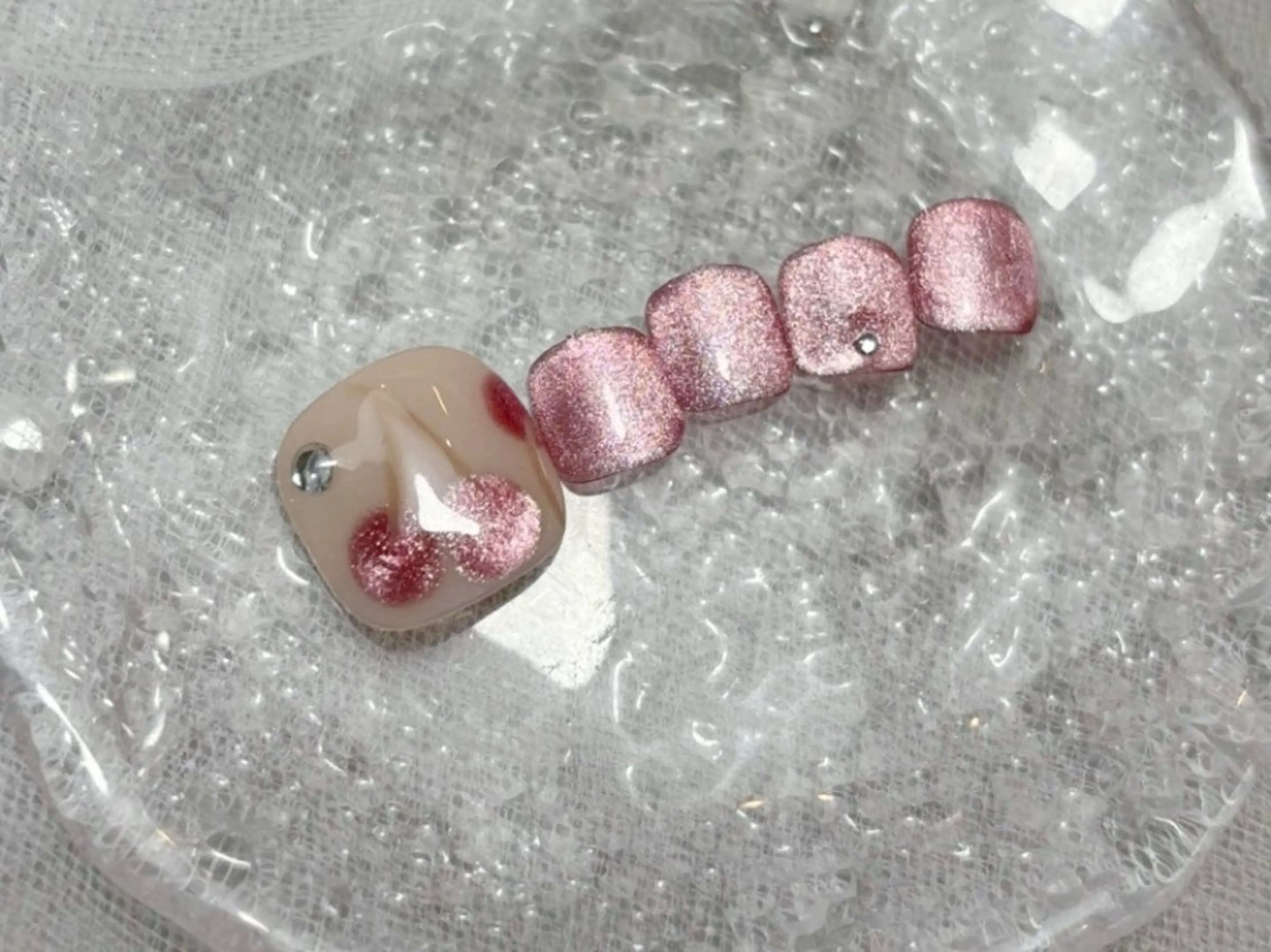 ネイル フットネイル Mia nail 【⠀ミアネイル 】のネイルデザイン