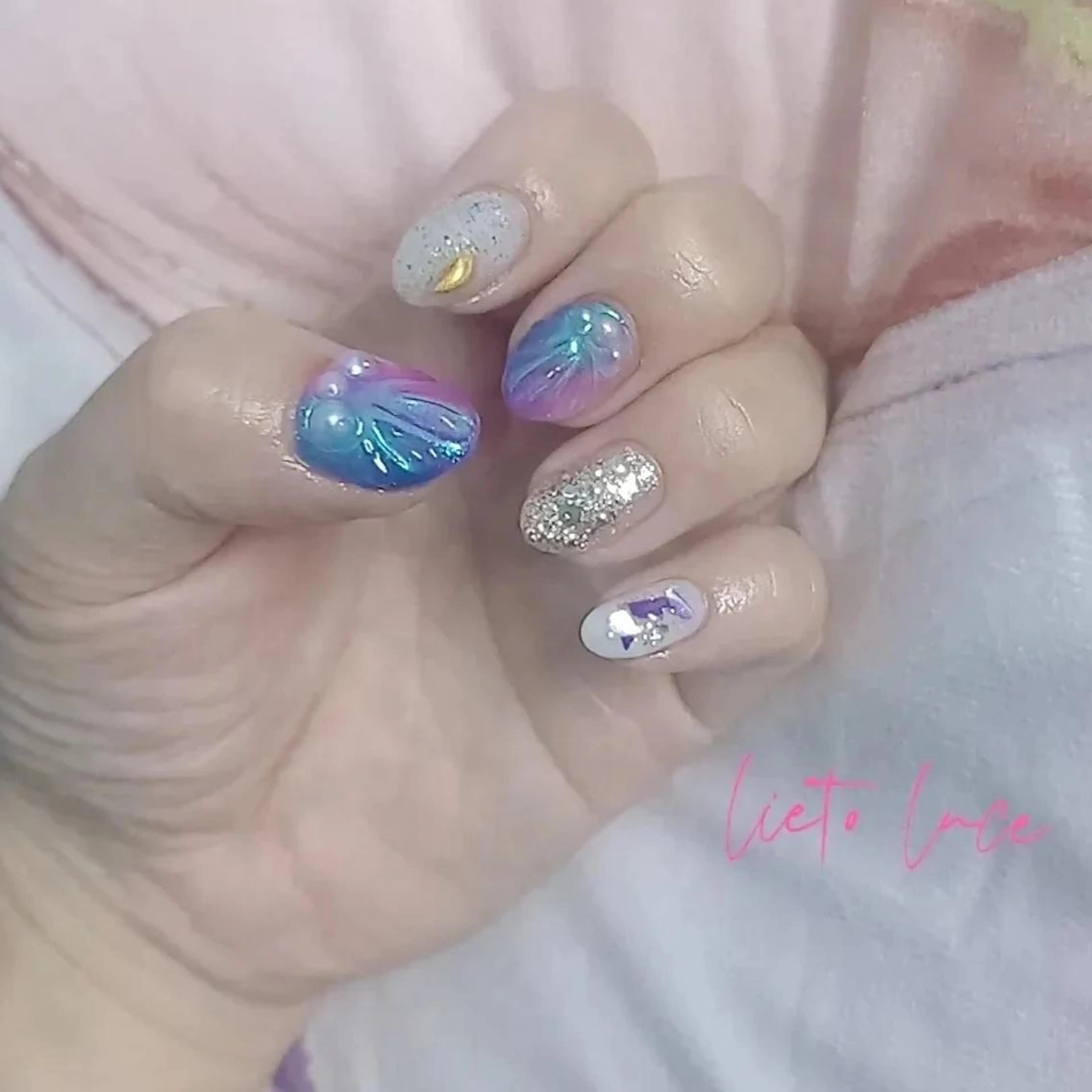 ネイル ジェルネイル ハンドネイル lieto luce Yukaのネイルデザイン