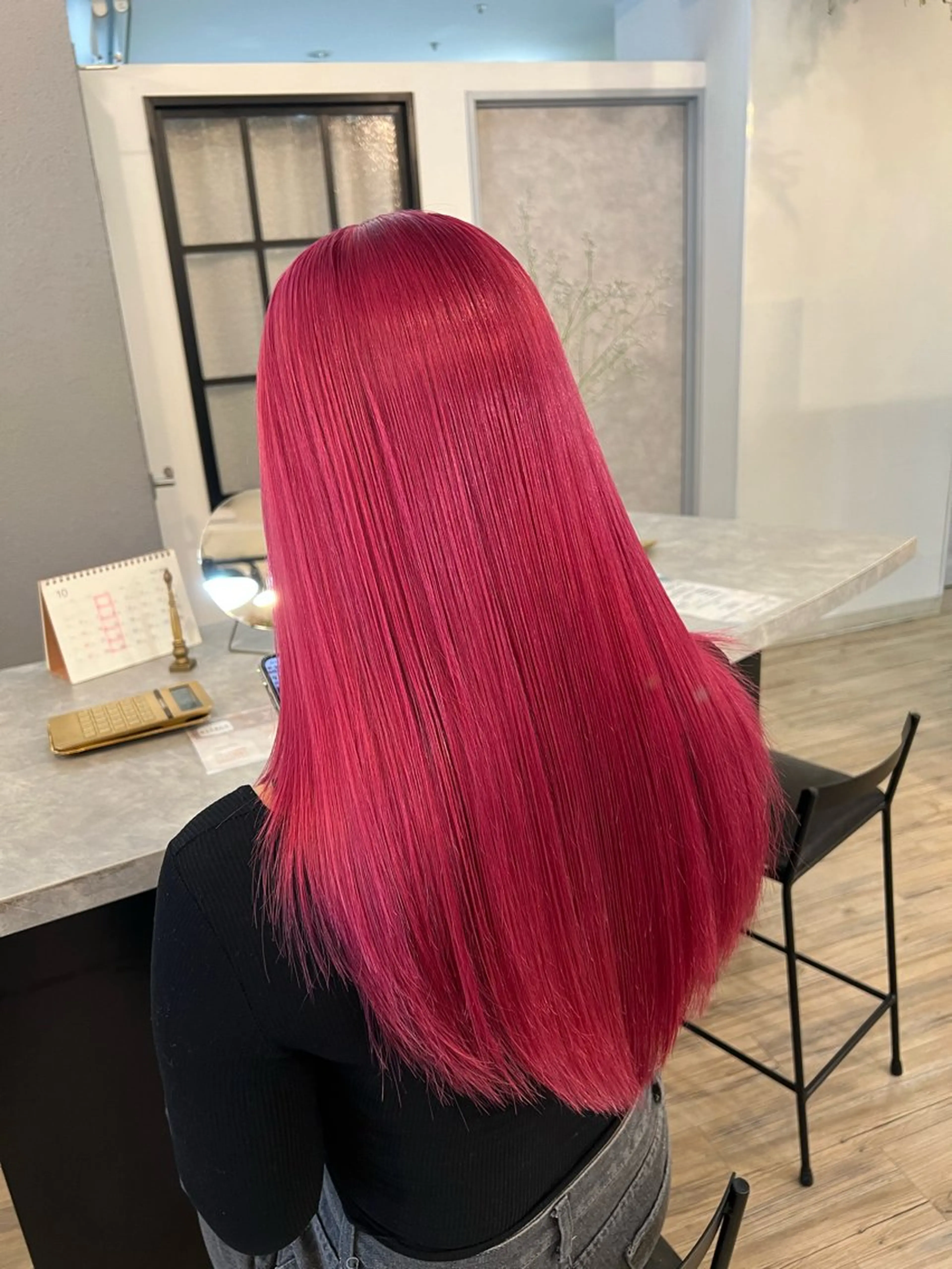 セミロング カラー ピンクカラー レッドカラー 似合わせカット💙 いぐち しょうた💙のヘアスタイル