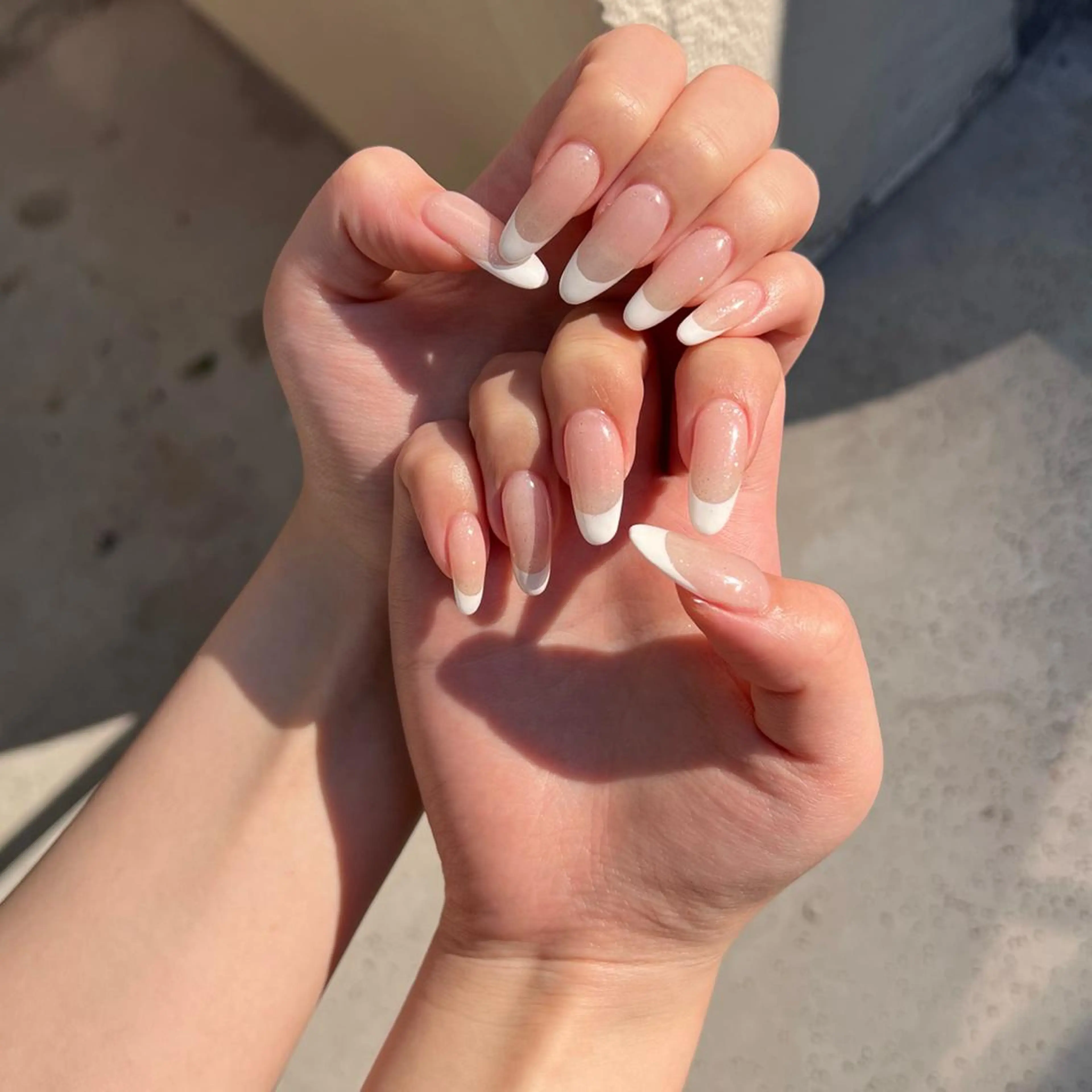 ネイル オーロラネイル フレンチネイル ラメ(グリッター) ニュアンスネイル ピンク 酒井 サカイのネイルデザイン