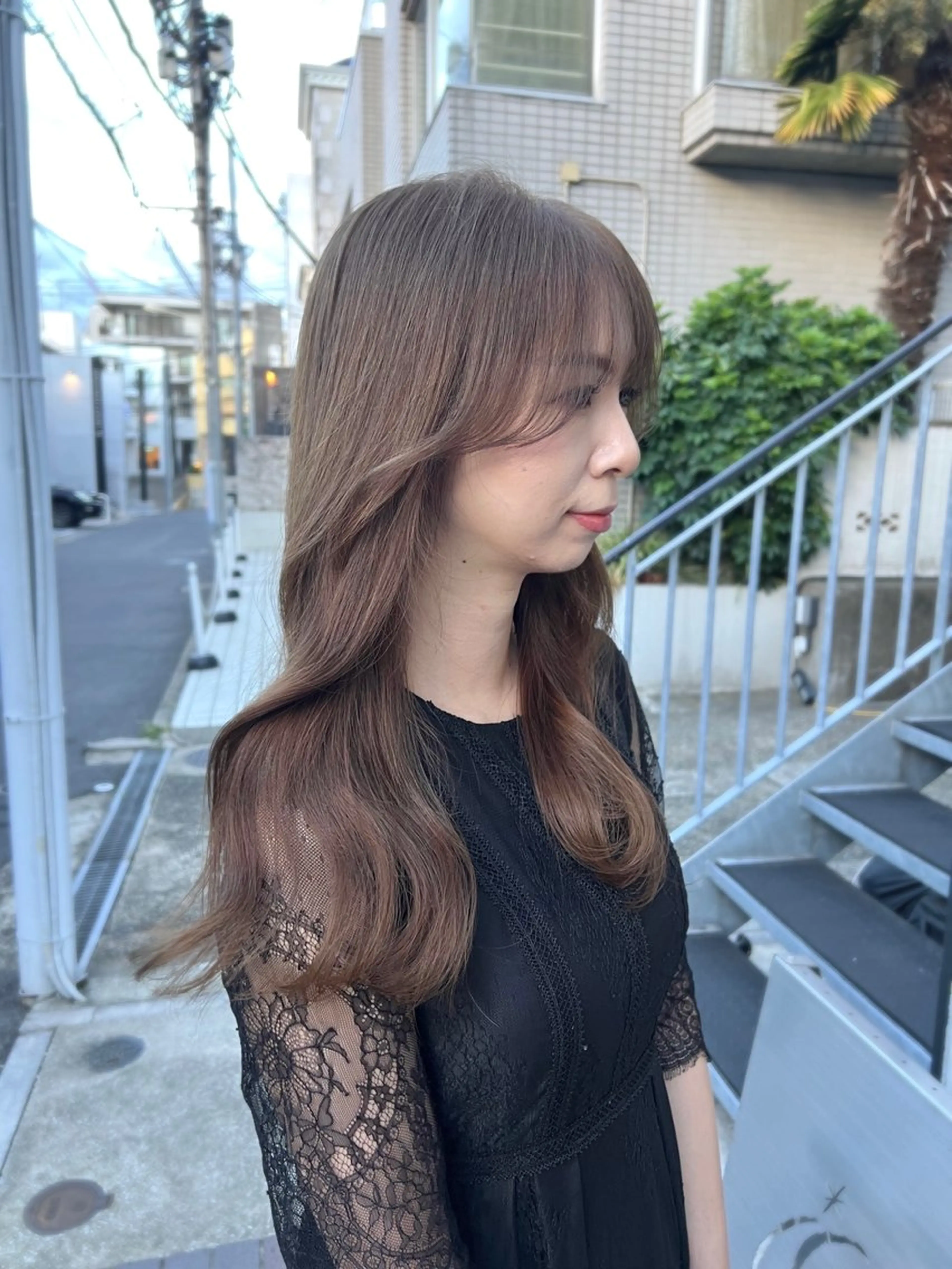 ロング カラー ブリーチ ヘアカラー トリートメント 透明感カラー ✨ 韓国艶髪💗菅原のヘアスタイル