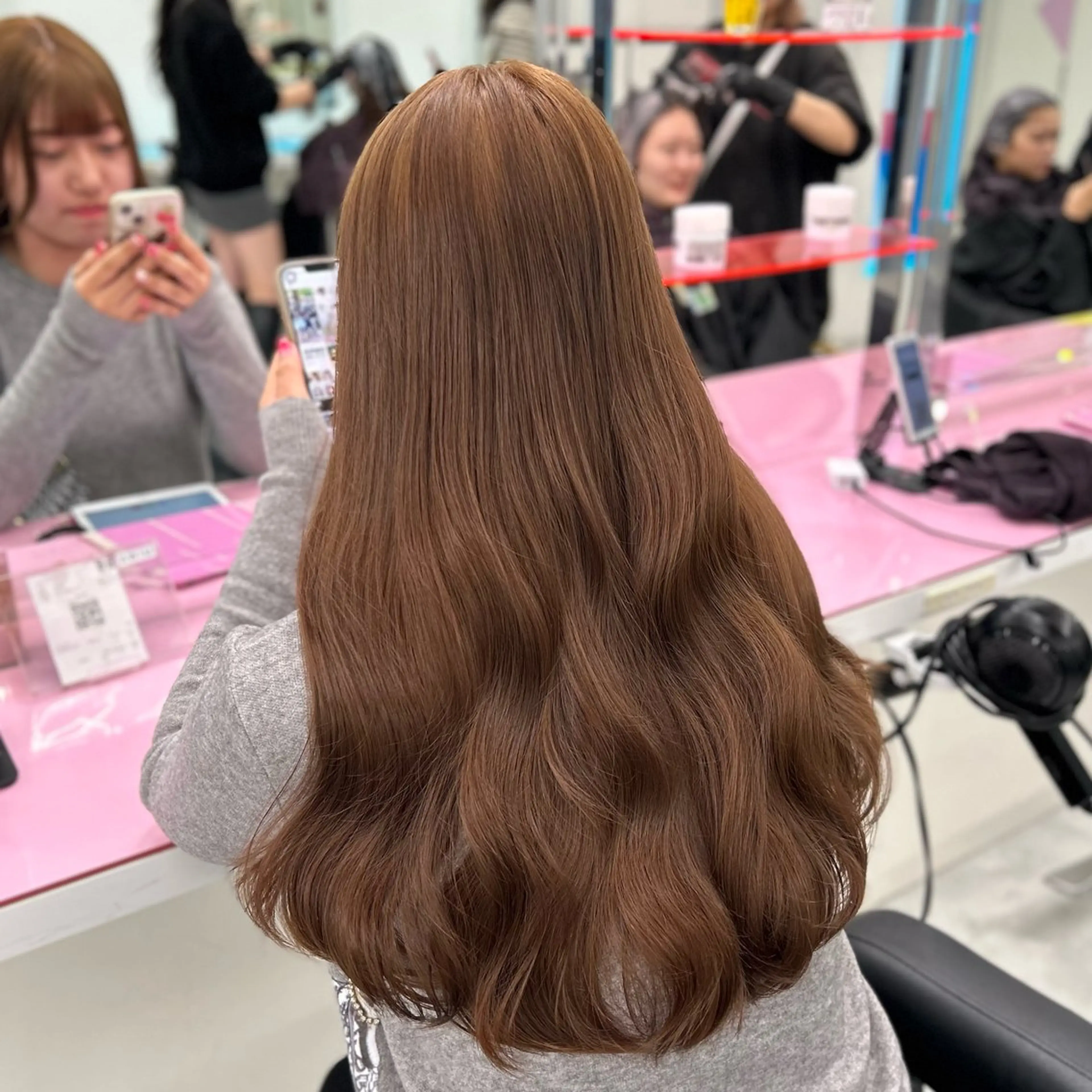 セミロング Miwa🤍ダメージ レスカラー特化🦢のヘアスタイル