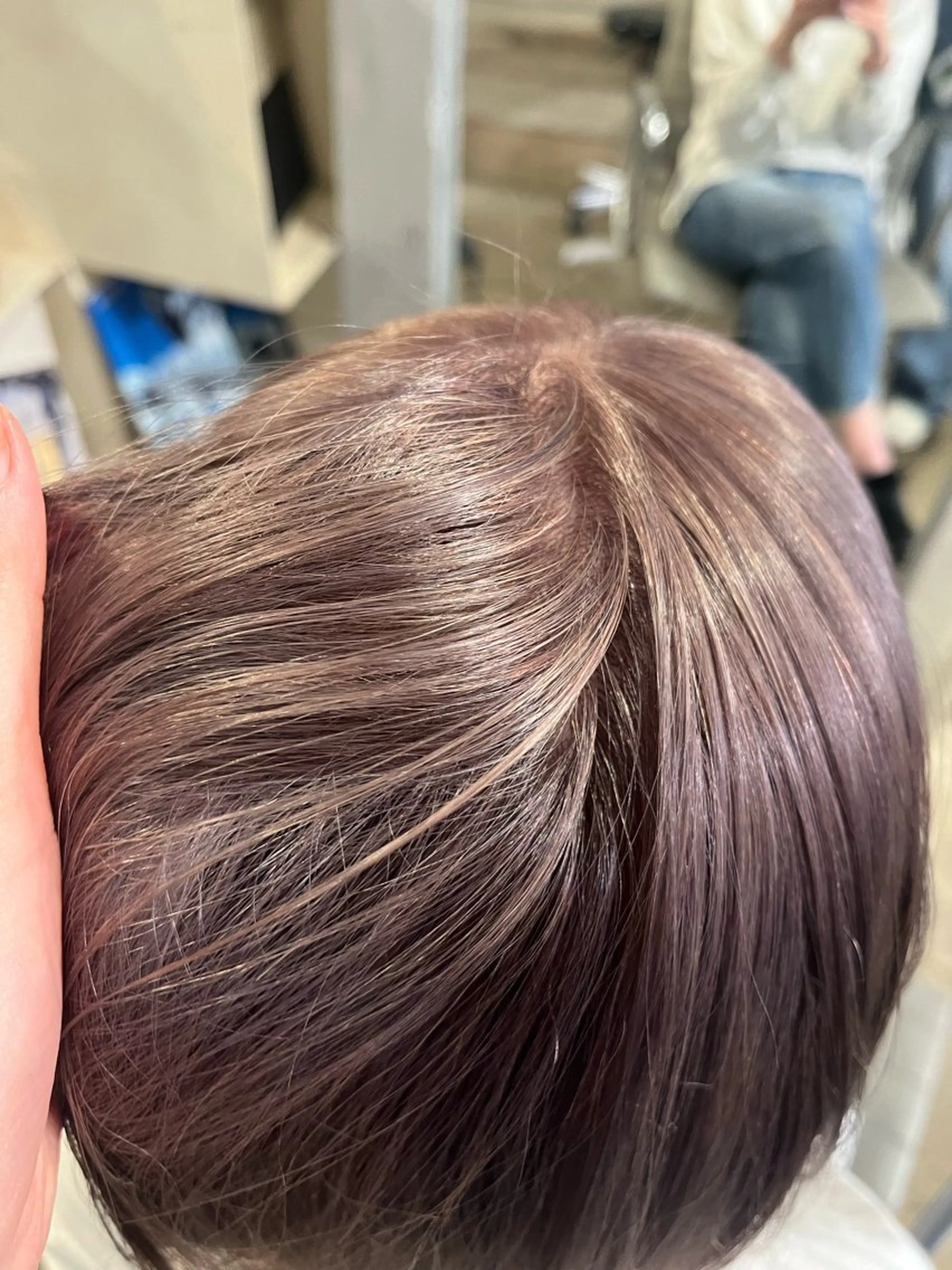 ショート カラー ベージュカラー ピンクカラー ピンクベージュ ヘアカラー 泉澤 風花のヘアスタイル