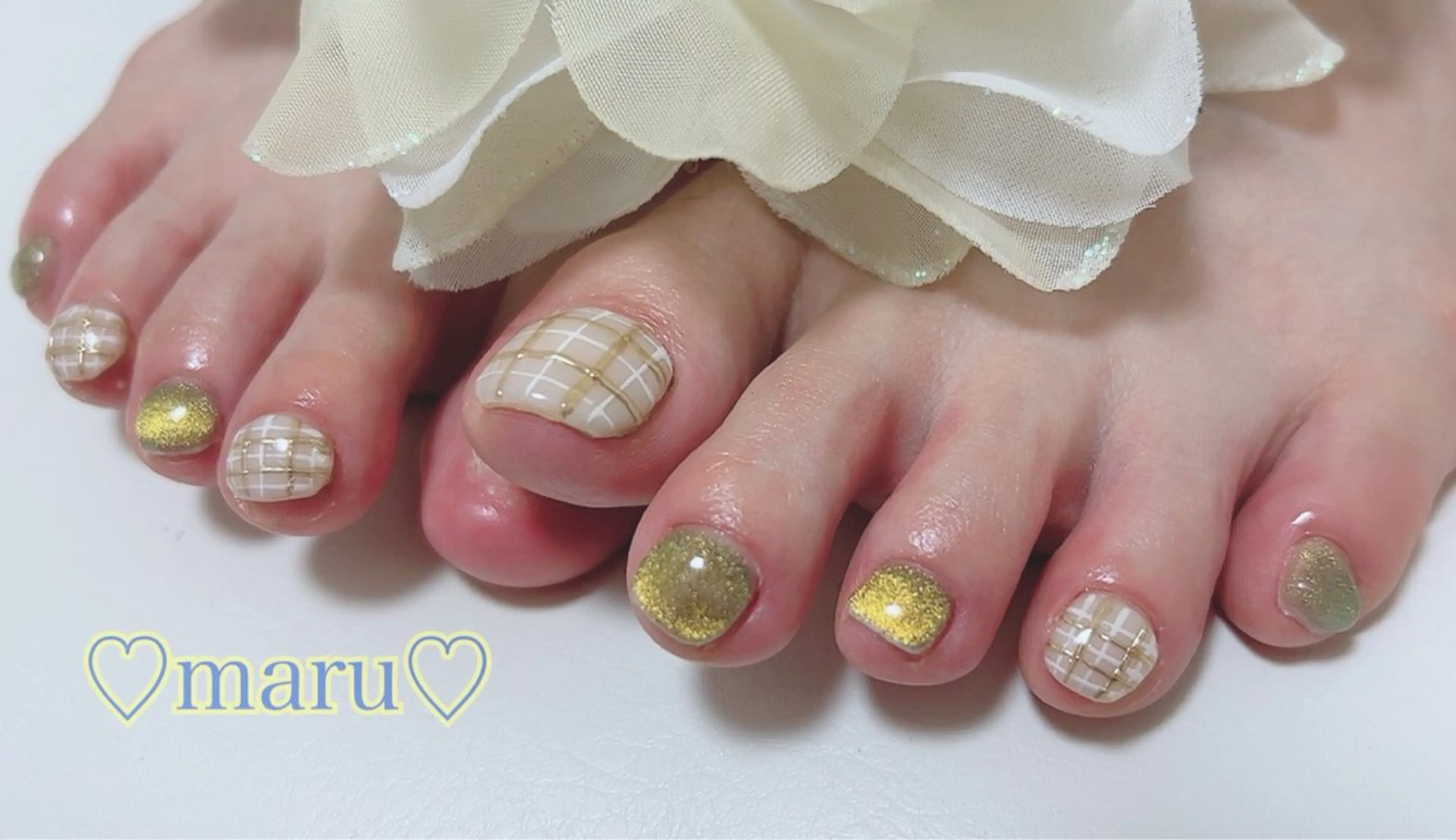 ネイル ハンドネイル フットネイル まるみ ♡のネイルデザイン