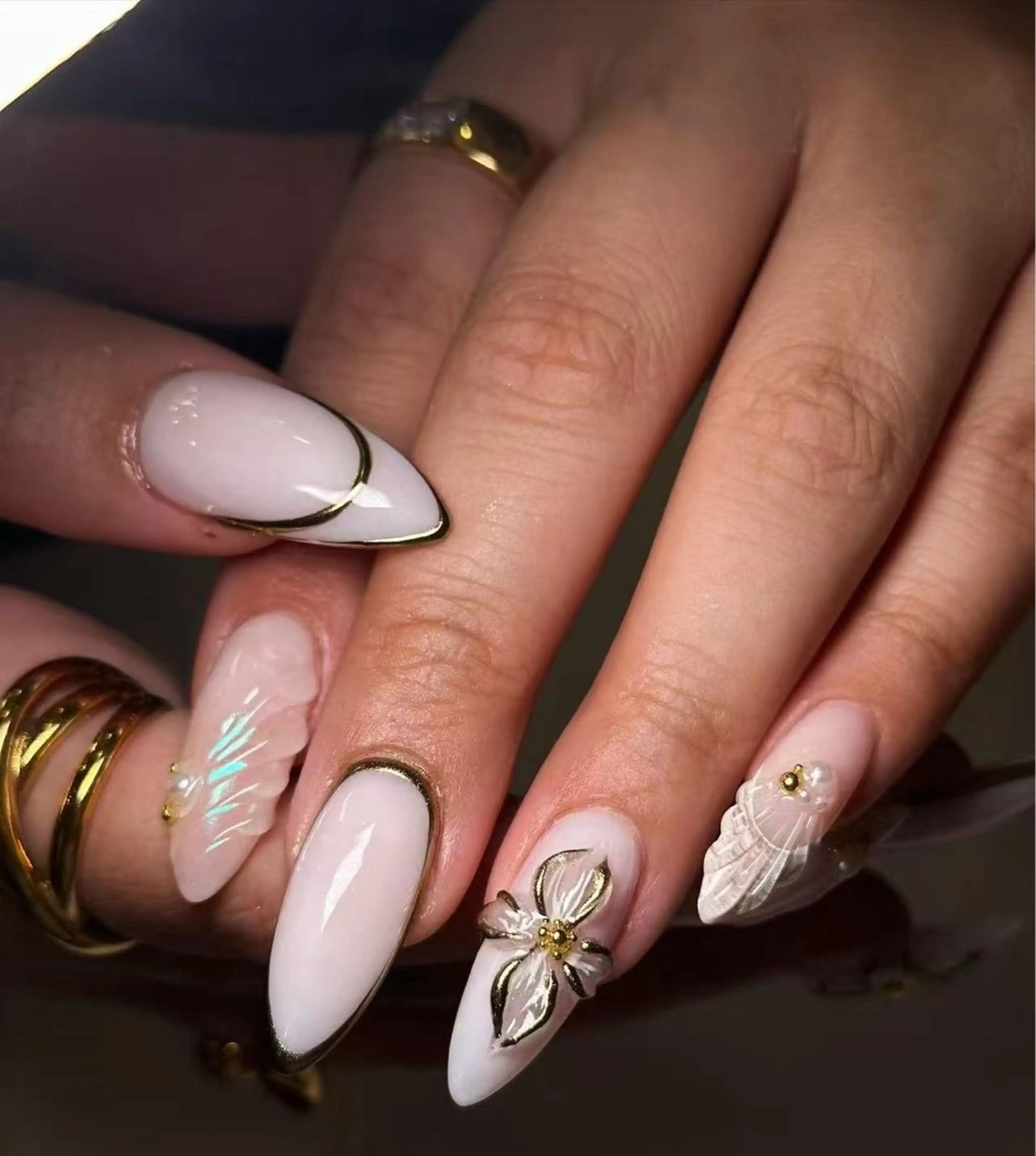ネイル オーロラネイル フラワーネイル フットネイル フレンチネイル ジェルネイル ハンドネイル BabyYouMi nailのネイルデザイン