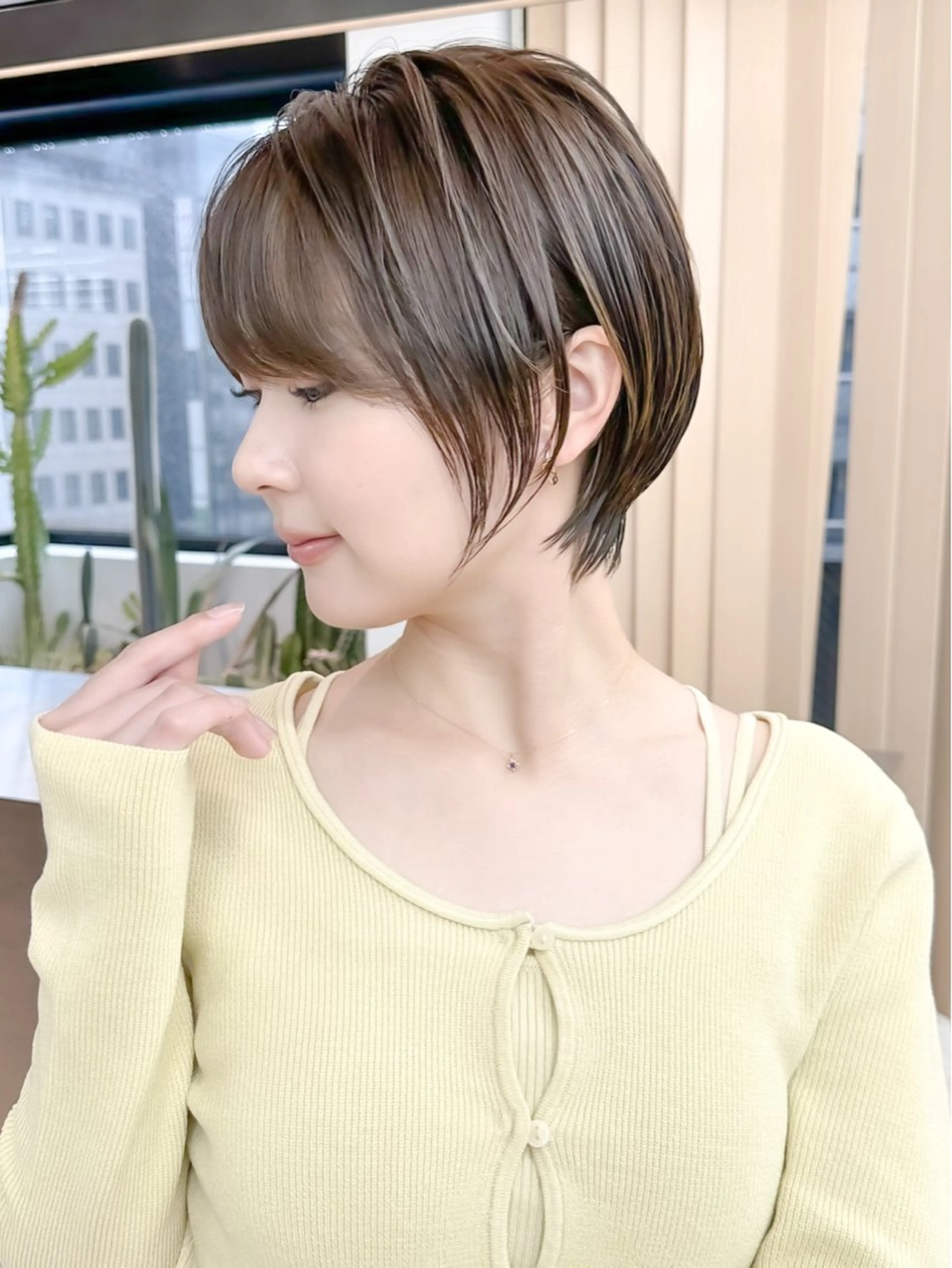 【1日1名様限定🌈】ショートカット似合わせ顔周りカット➕内部補修トリートメント✨️(口コミ→超音波、ナノスチーム💖)の写真