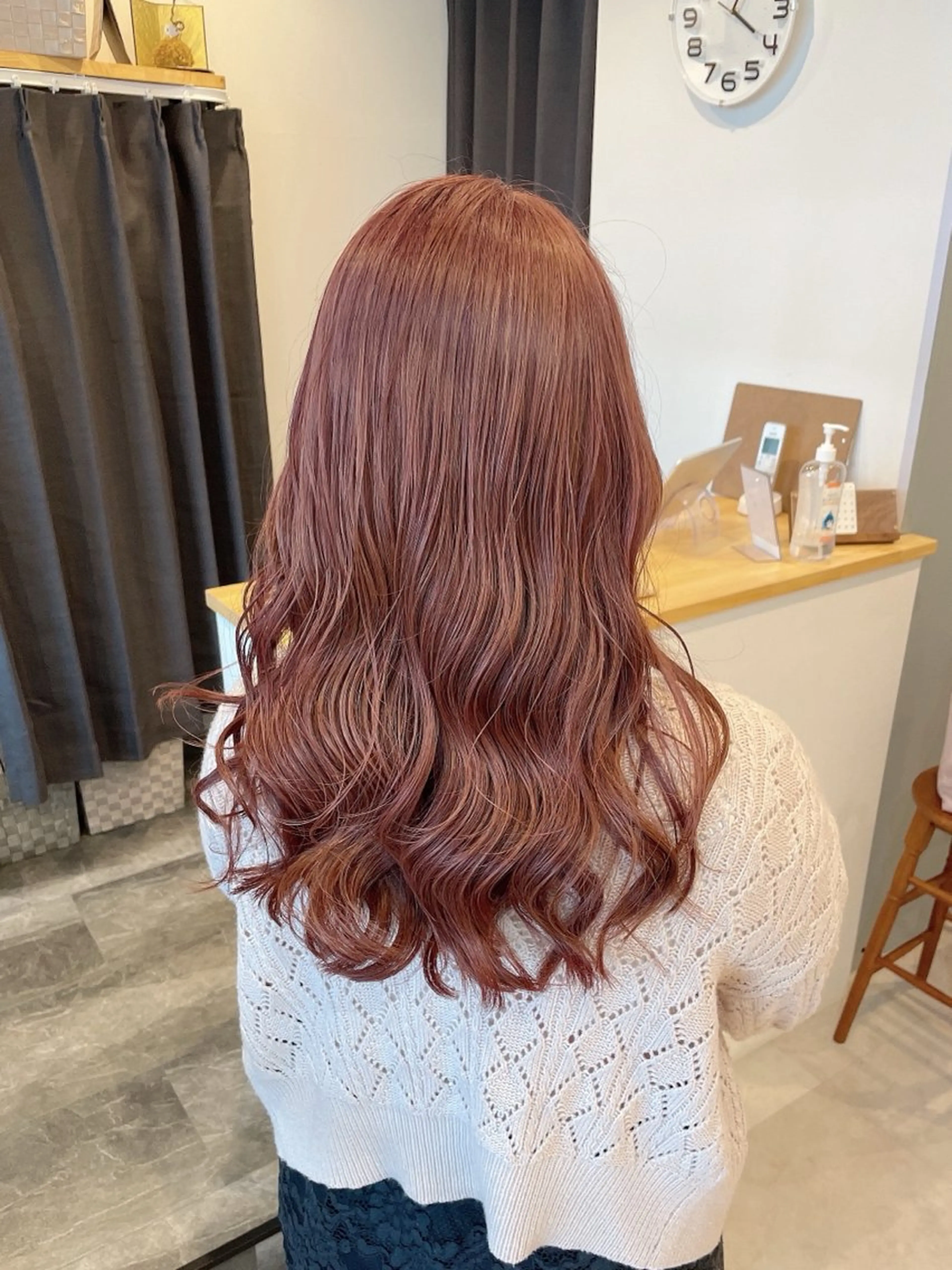 ロング カラー 半野 萌笑のヘアスタイル