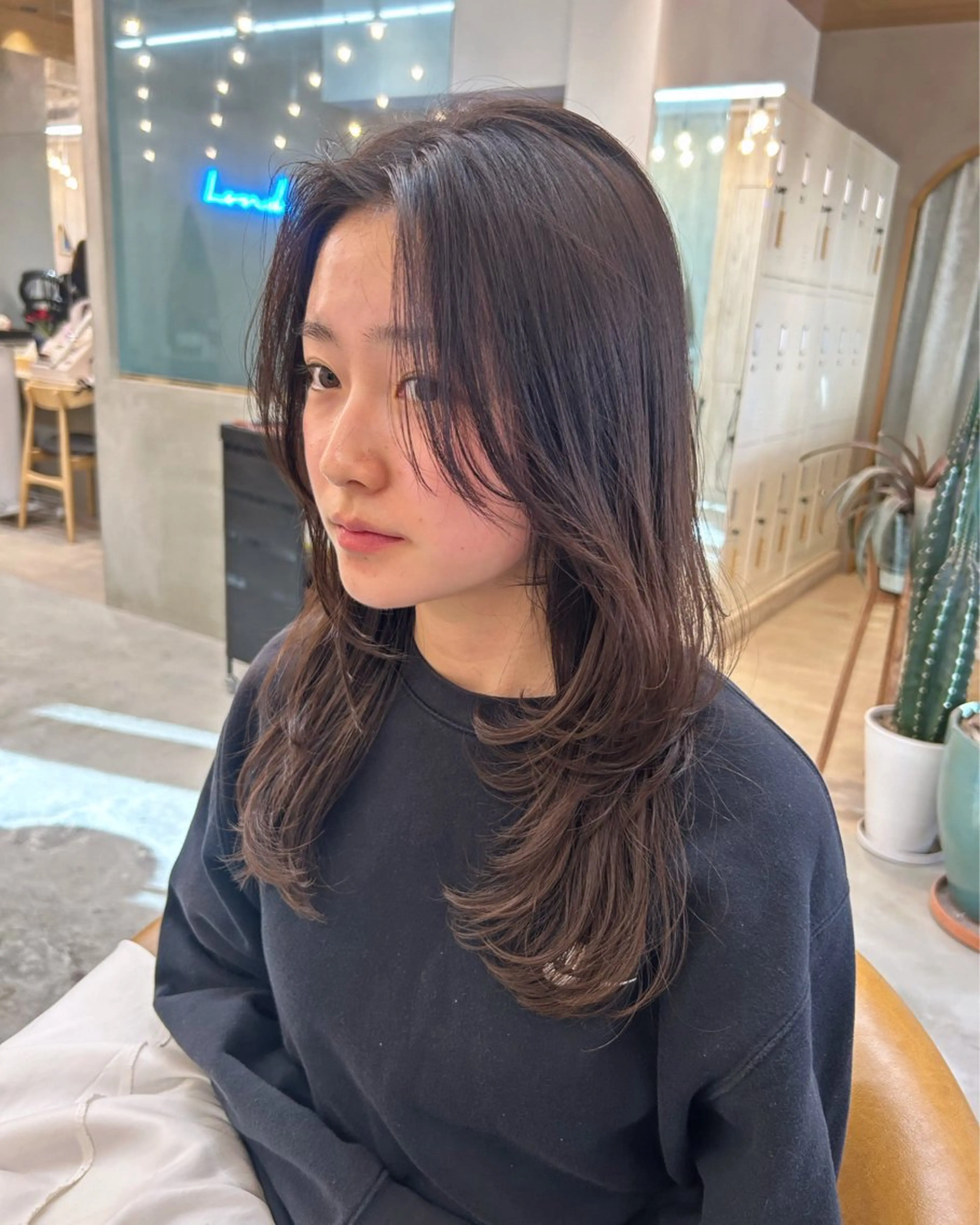 ロング カット ヘアカラー トリートメント 🩵縮毛矯正/ブリー チ/髪質改善/いつかのヘアスタイル