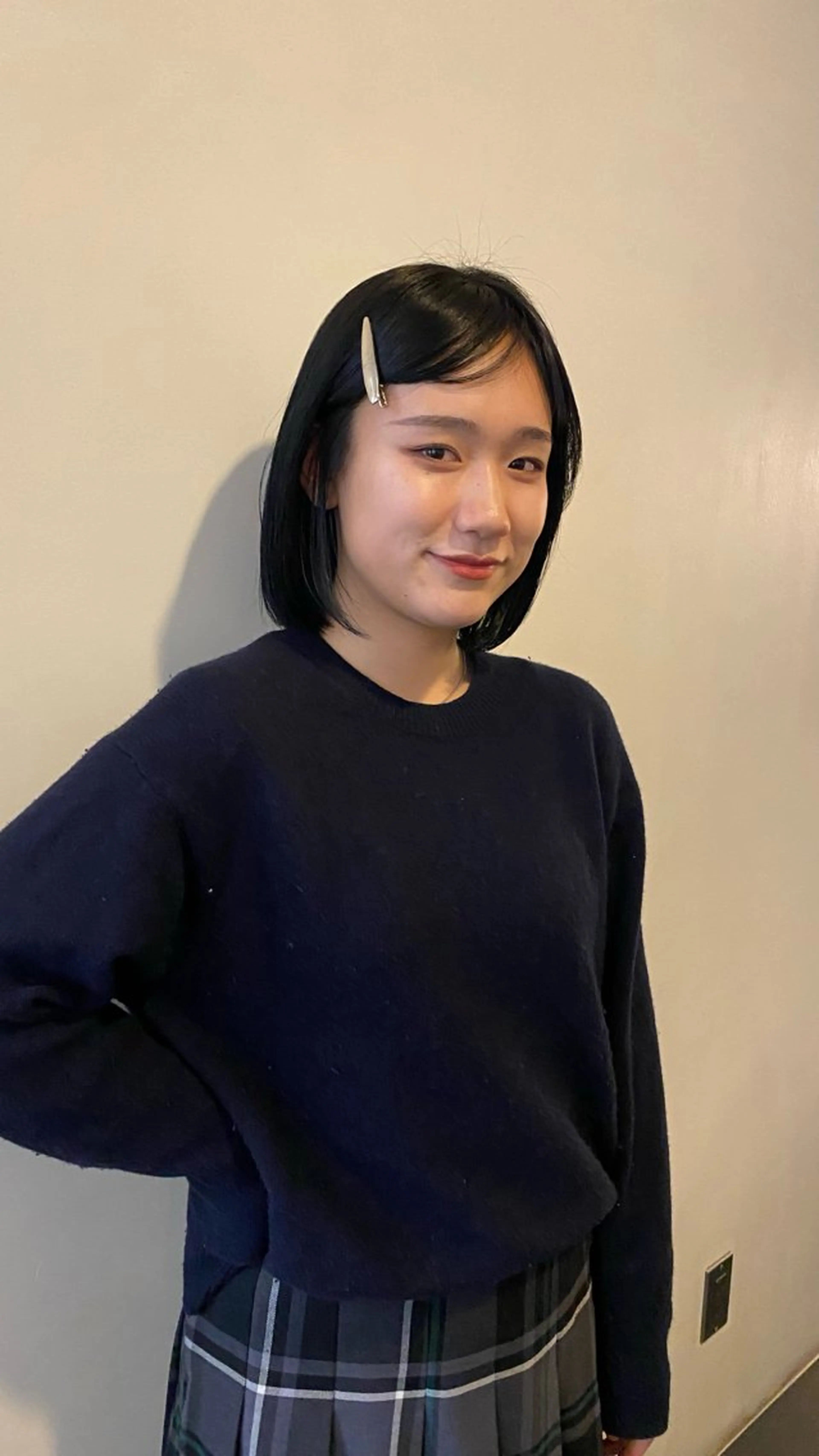 ミディアム カラー 磯谷 朋のヘアスタイル