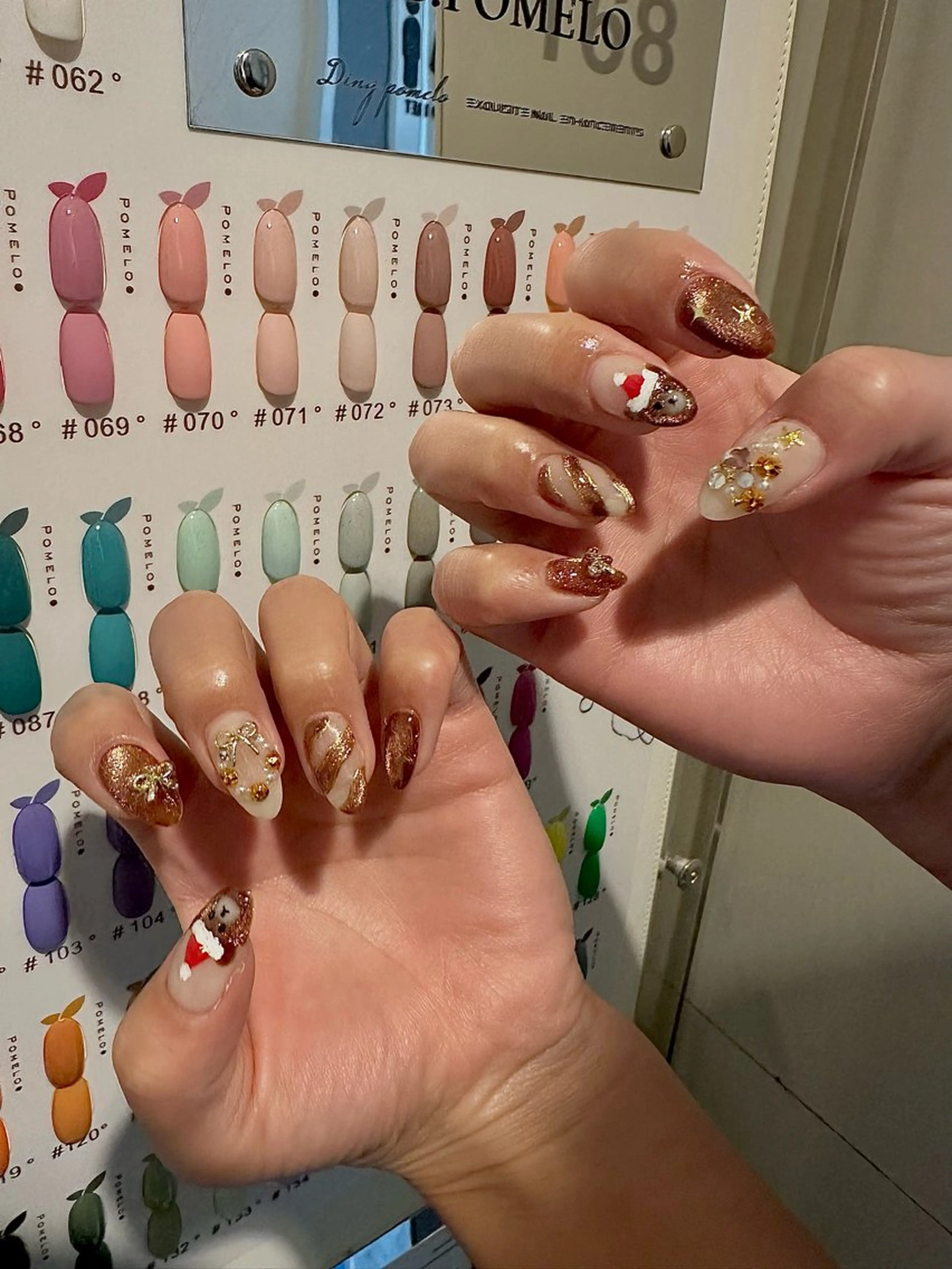 ネイル ハンドネイル EMI ANA.CHUOのネイルデザイン