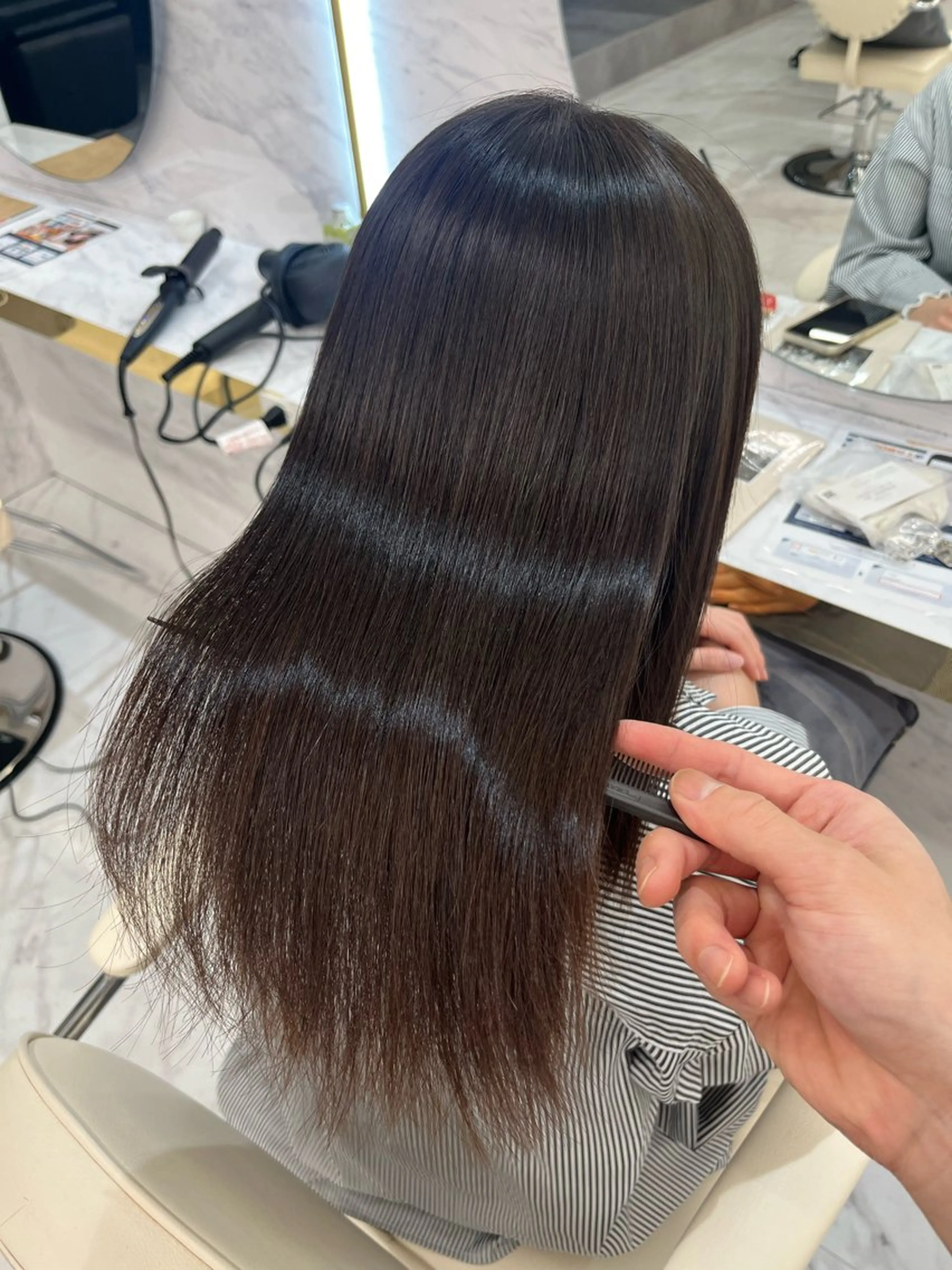 ロング カット ヘアカラー 縮毛矯正 トリートメント 韓国風🫧髪質改善 村上　蒼生のヘアスタイル