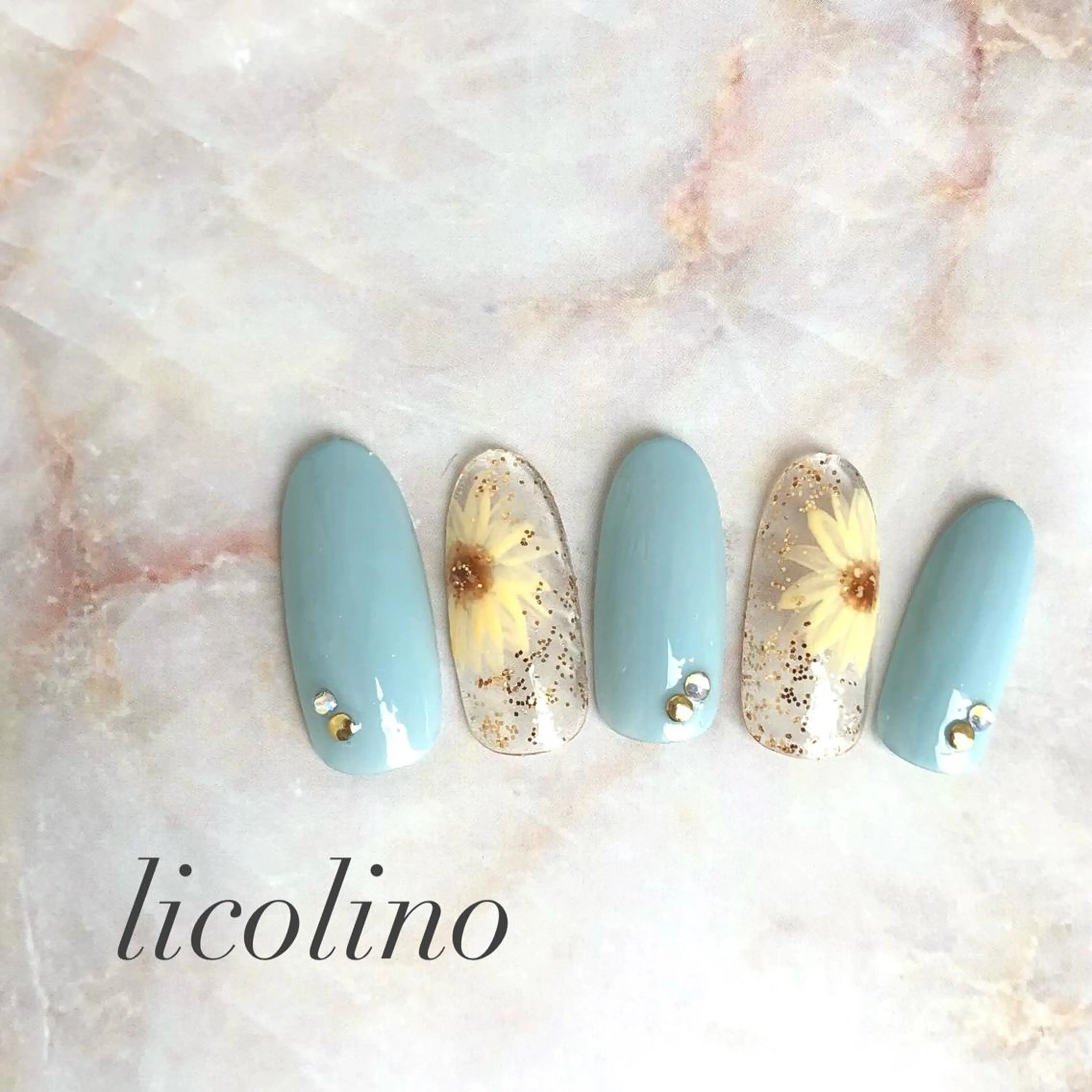 ネイル licolino所属・nailsalon Honeymeのネイルデザイン