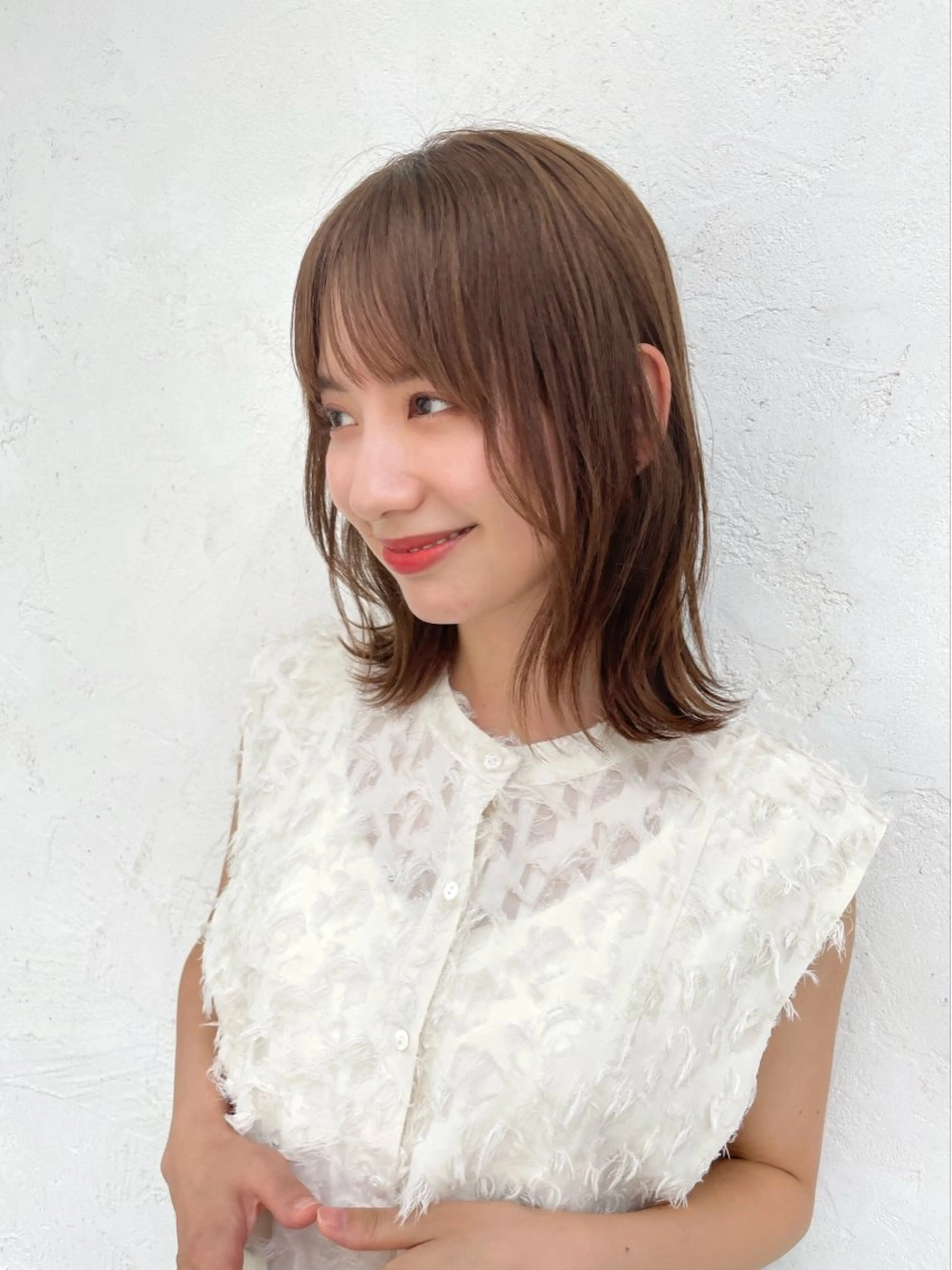 ミディアム カラー 切りっぱなしボブ ボブレイヤー ボブ くびれヘア 顔まわりレイヤー カット ヘアカラー 結べるレイヤーボブ くびれLady表参道のヘアスタイル