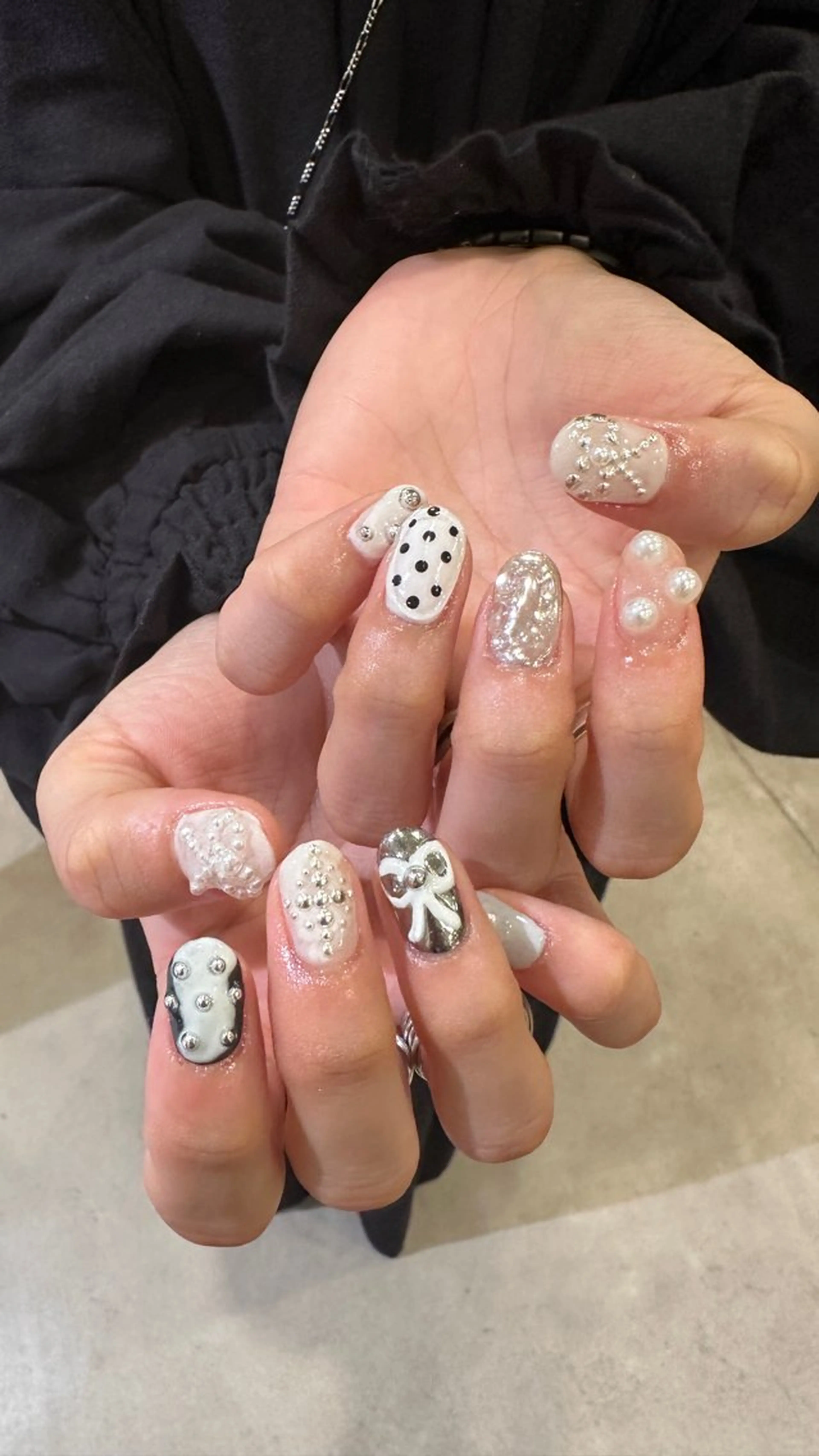 ネイル ハンドネイル 👽個性派ネイル🎀 komachiのネイルデザイン