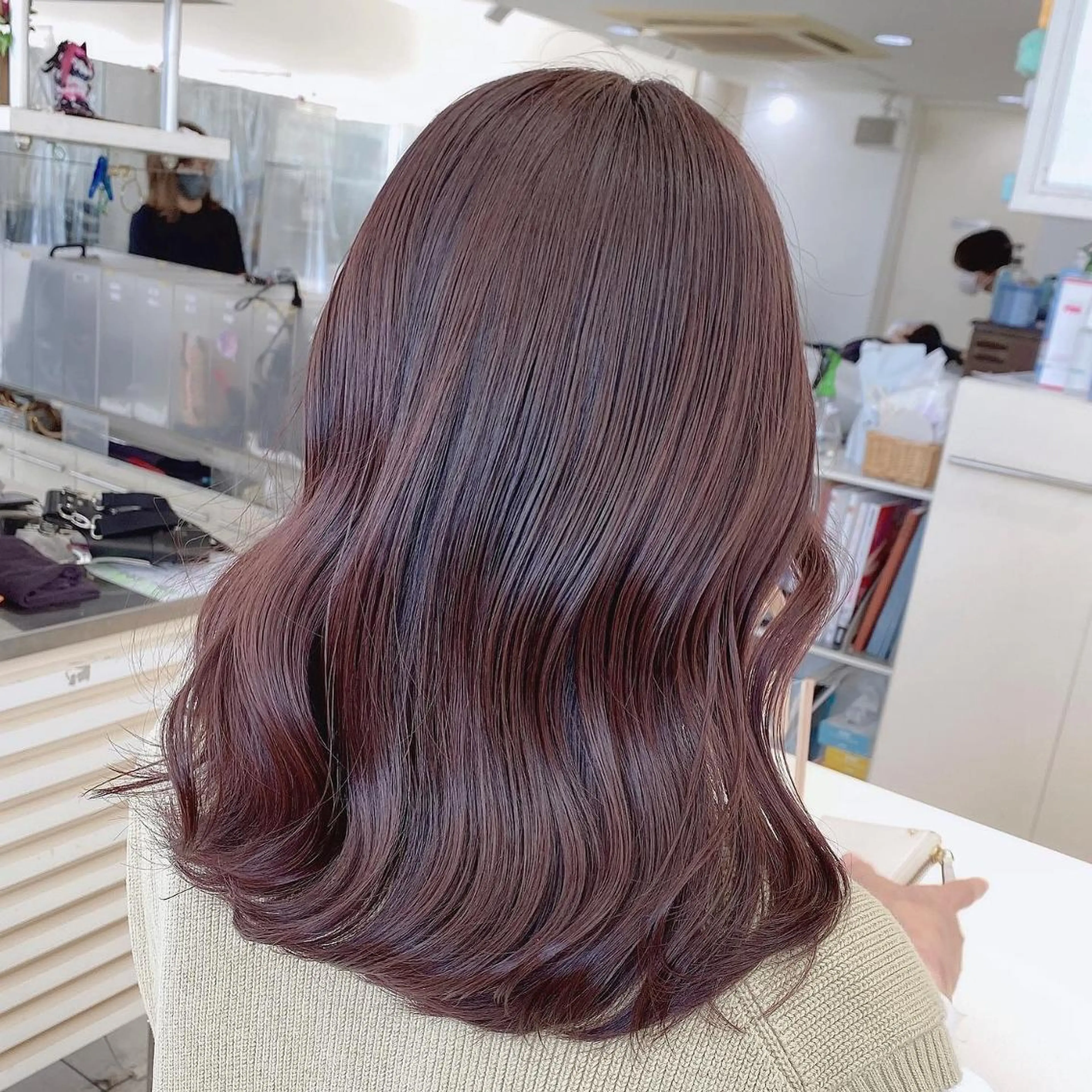 カラー ベージュカラー ブリーチ ブラウンカラー ショコラグレージュ ココアブラウン 艶髪レイヤー屋さん 大澤竜馬のヘアスタイル