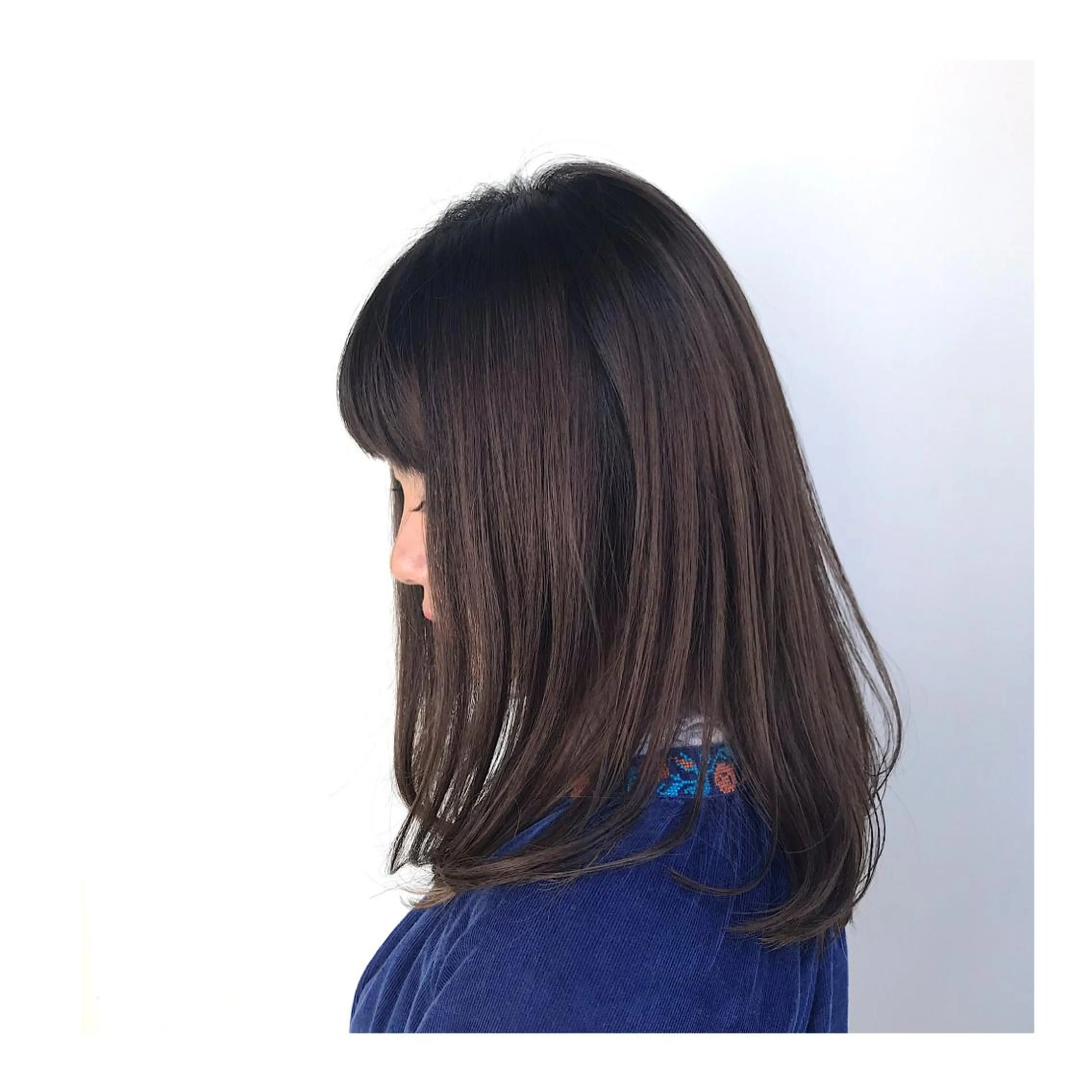 セミロング 30代からの大人 ショートのヘアスタイル