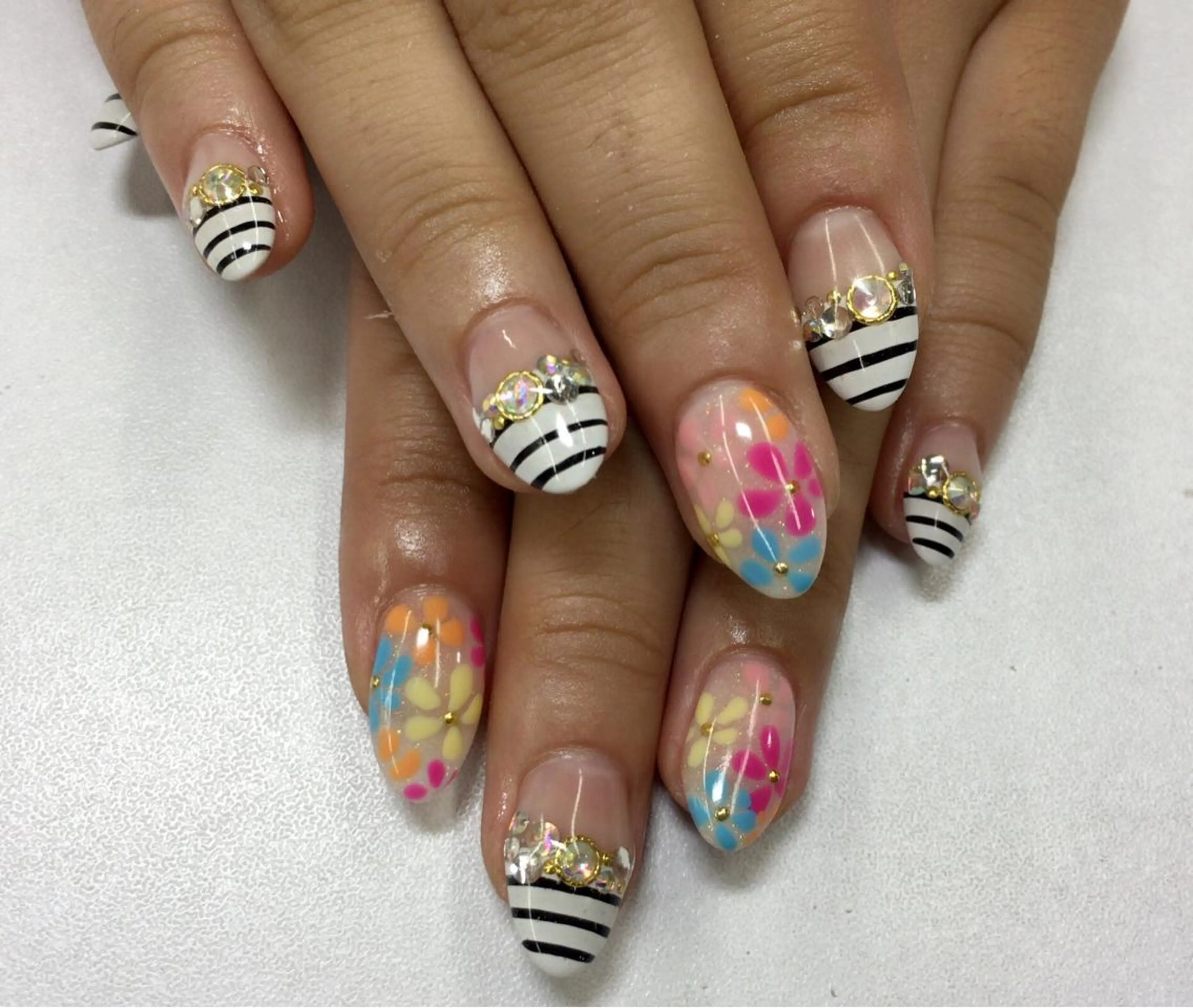 ネイル ボーダー ハンドネイル Riz nailのネイルデザイン