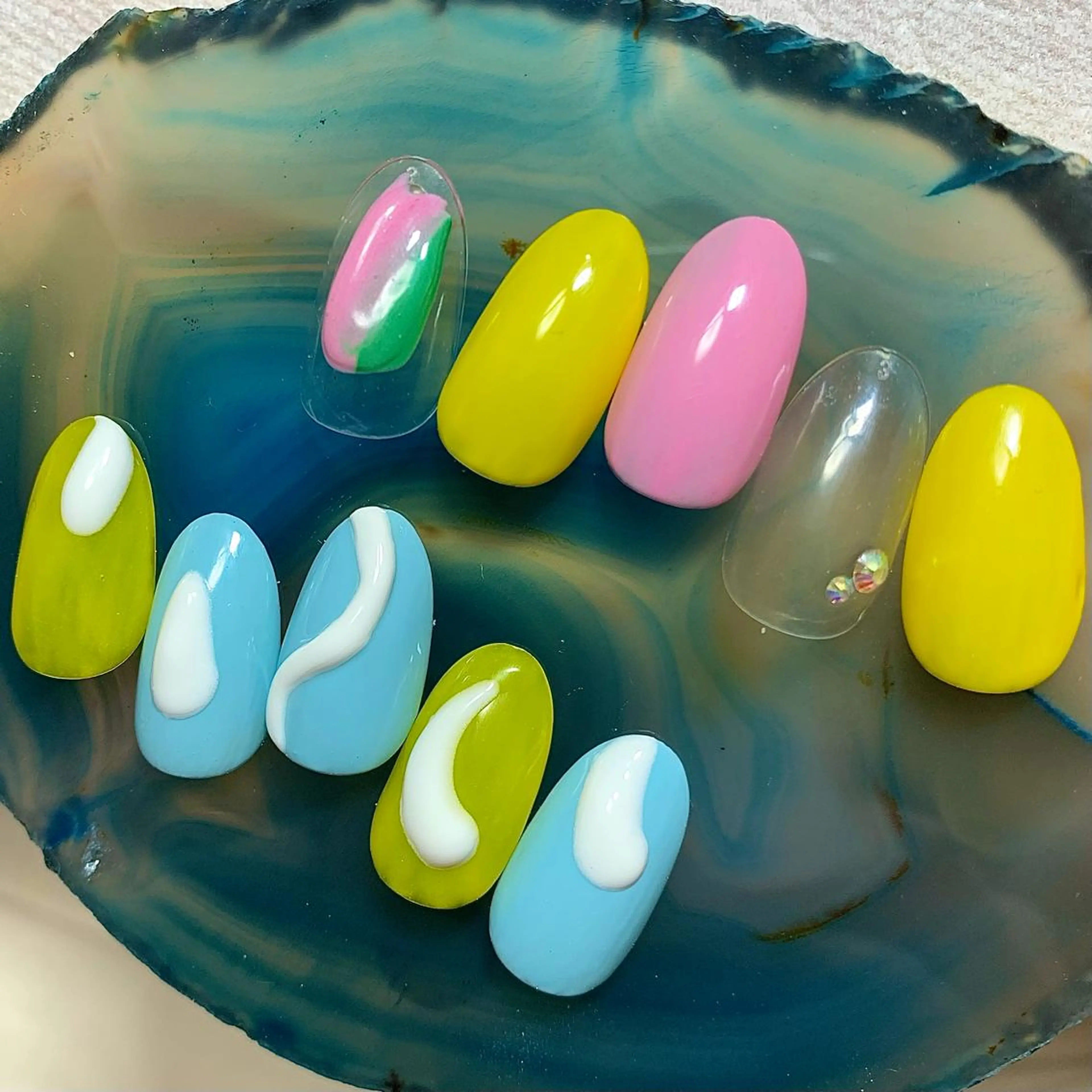 ネイル ハンドネイル Nailsalon BLOOM🌷 山崎のネイルデザイン