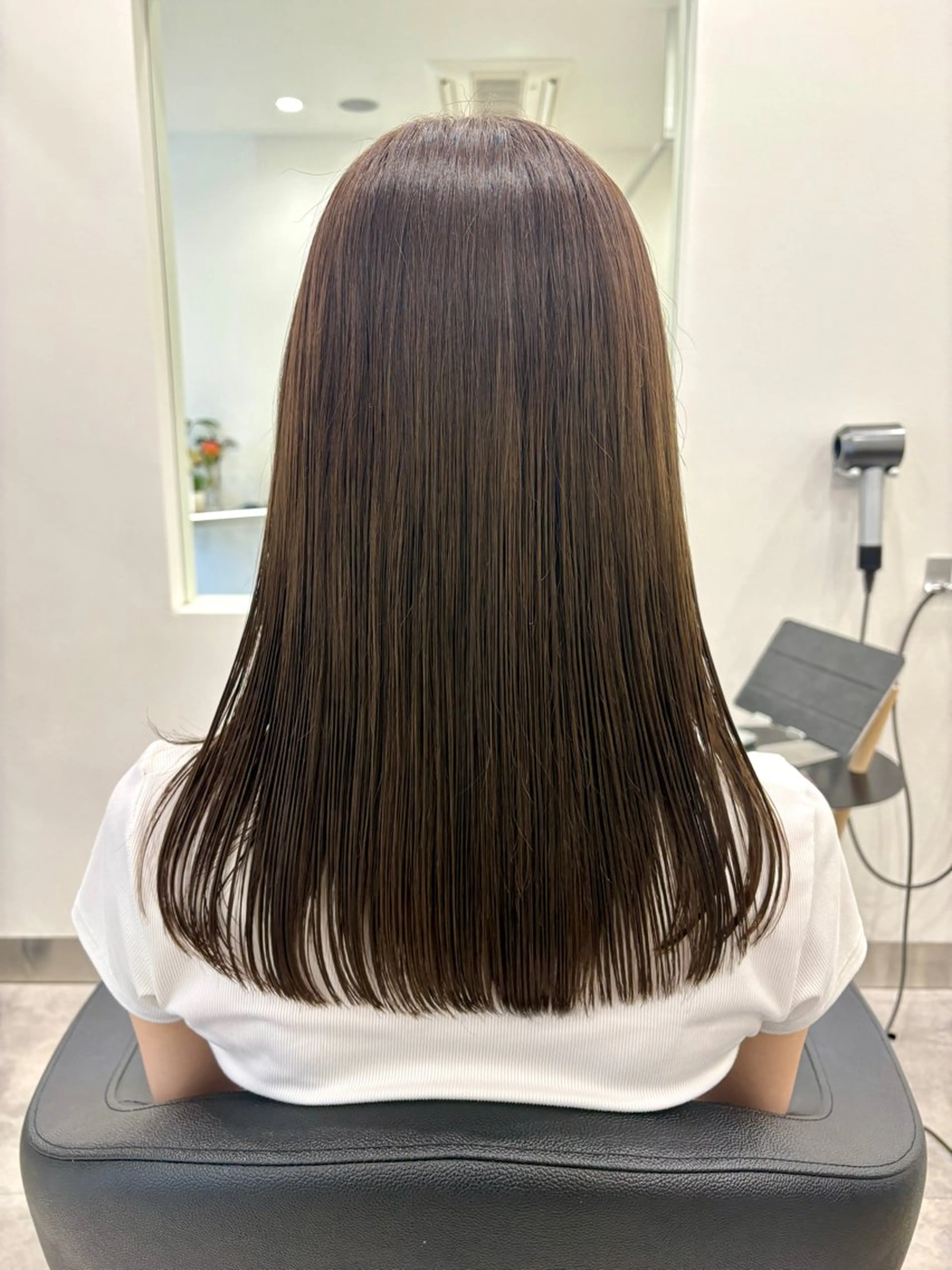 セミロング カラー ヘアアレンジ ブリーチ ケアブリーチ ボブ 韓国風ヘア レイヤーカット ヘアカラー トリートメント 💝似合わせカット& カラーＵｒｕｎａ💝のヘアスタイル