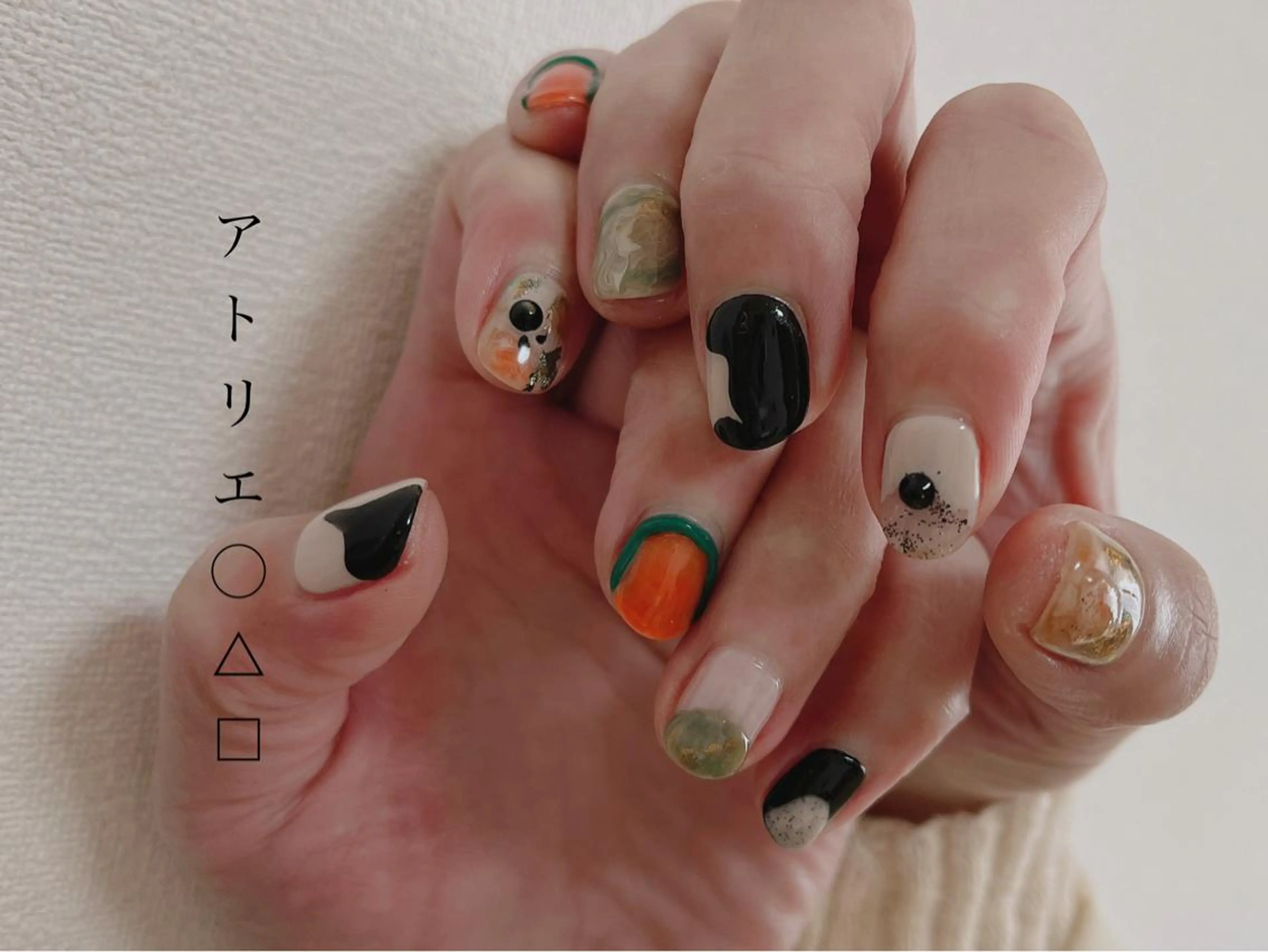 ネイル ニュアンスネイル ハンドネイル アトリエ ○△□のネイルデザイン