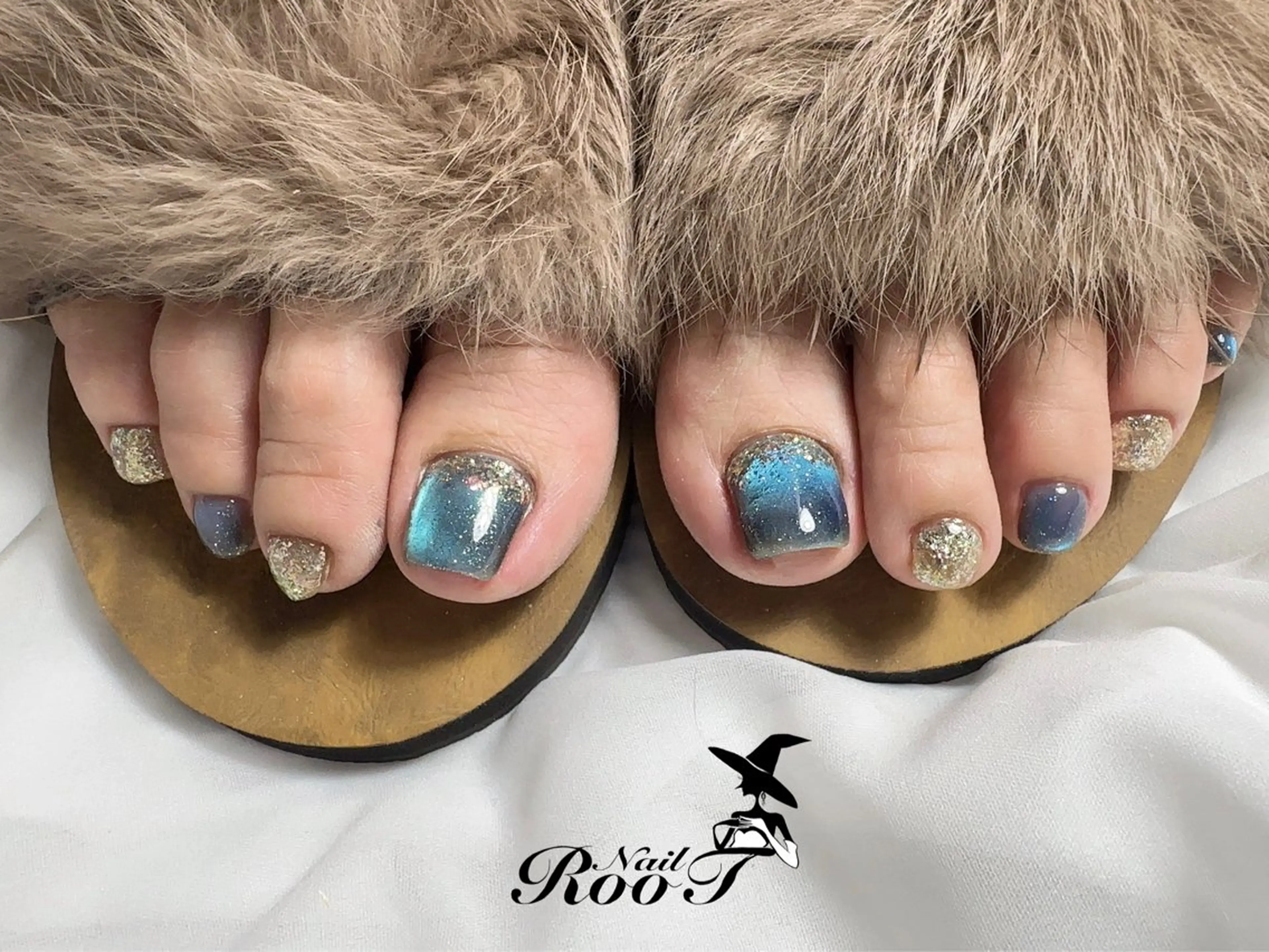 ネイル ラメ(グリッター) マグネットネイル フットネイル RooT Nailのネイルデザイン